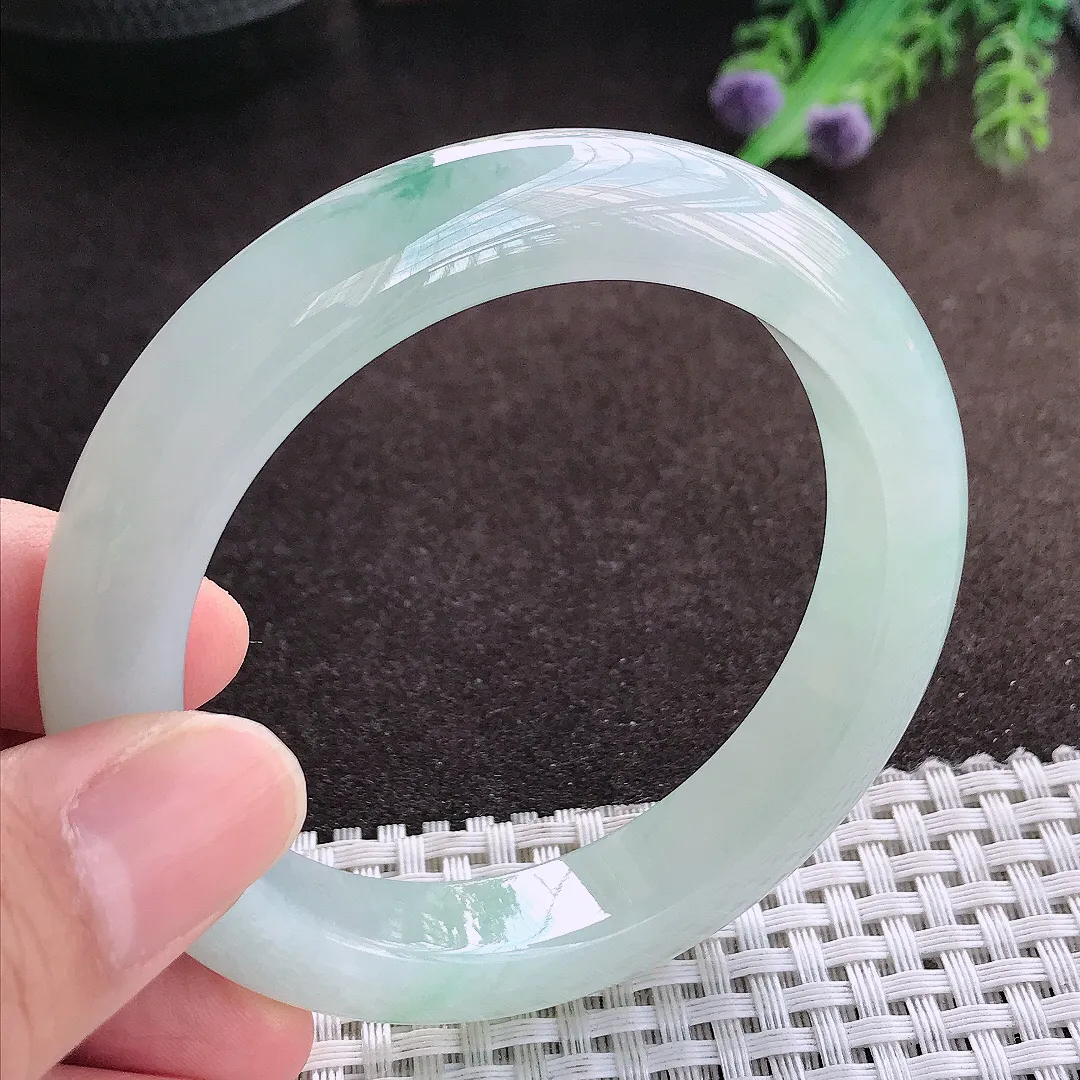 天然a货翡翠55.8/11.3/9.1老坑冰胶果冻飘花手镯宽边玉手镯