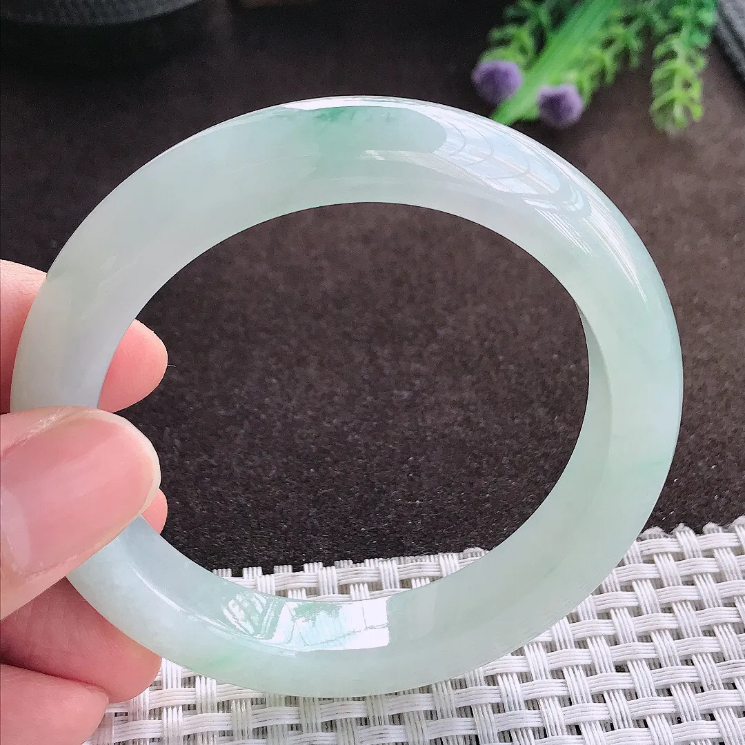 天然a货翡翠55.8/11.3/9.1老坑冰胶果冻飘花手镯宽边玉手镯