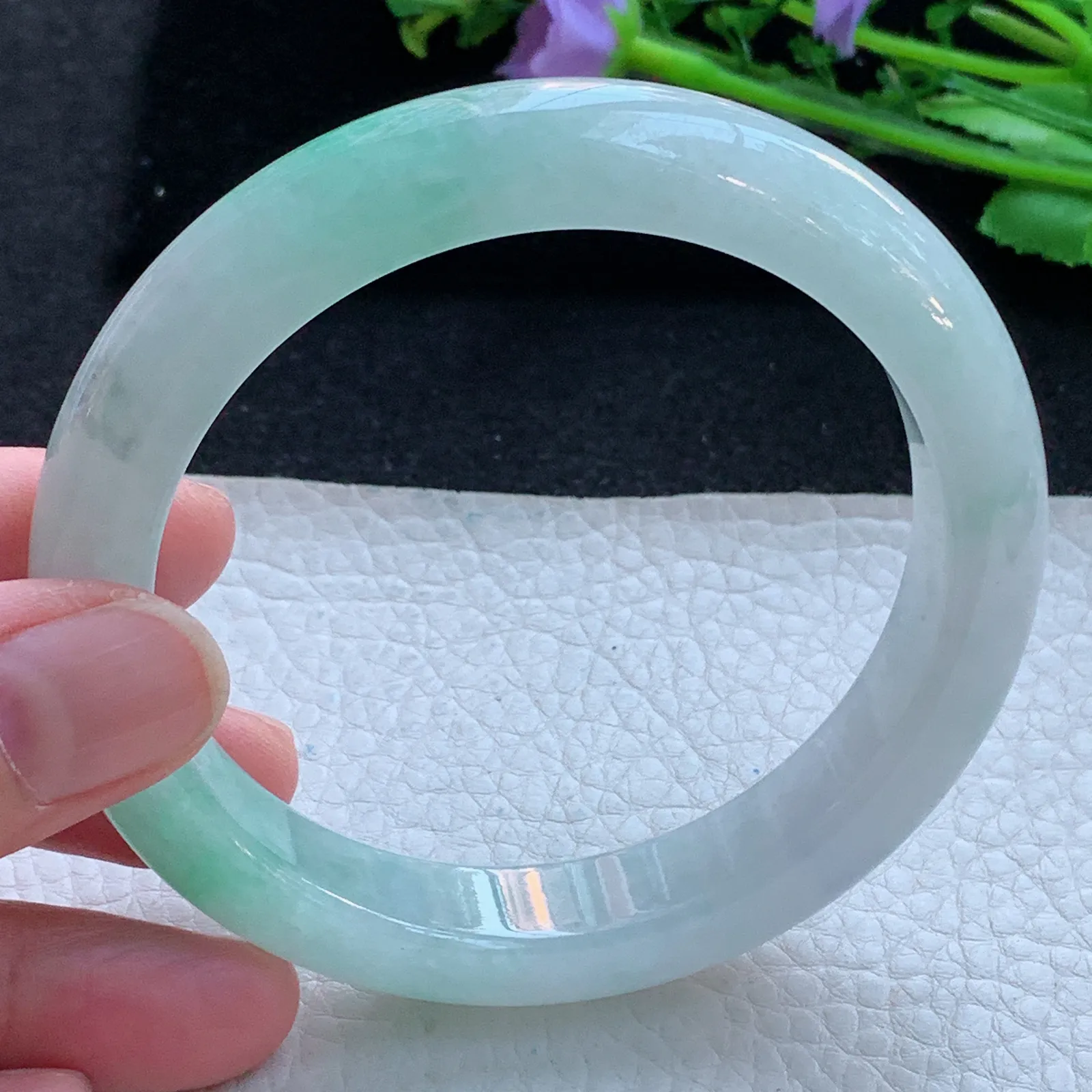 yh大圈口61.5*12.5*9.5平安镯 缅甸翡翠a货玉手镯冰润飘绿宽边玉手环