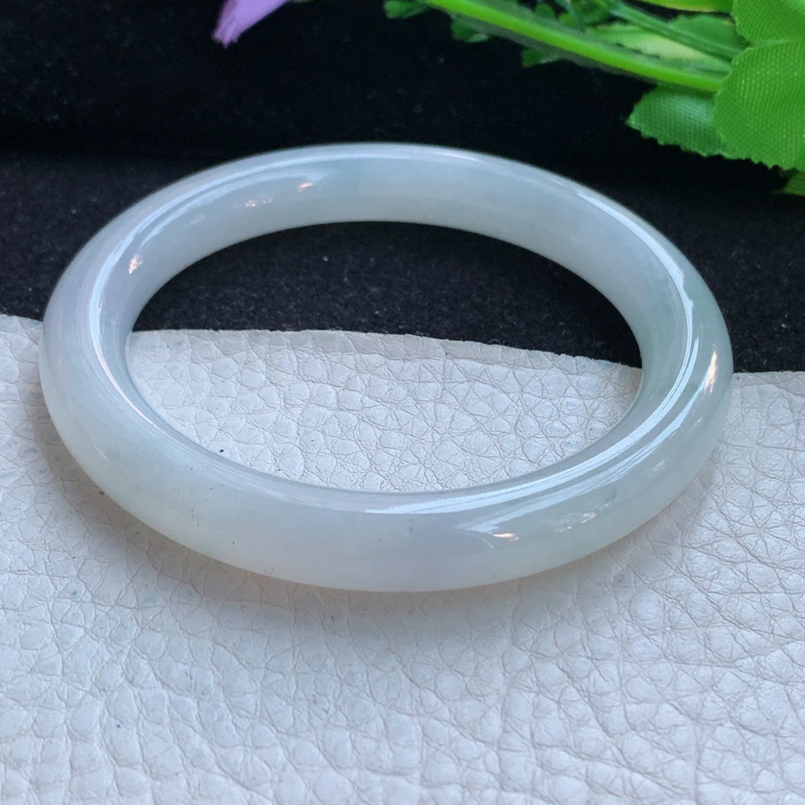 n自然光55*9.6*9.3美人镯 缅甸翡翠a货玉手镯项链冰纯圆条玉手环 叮当镯