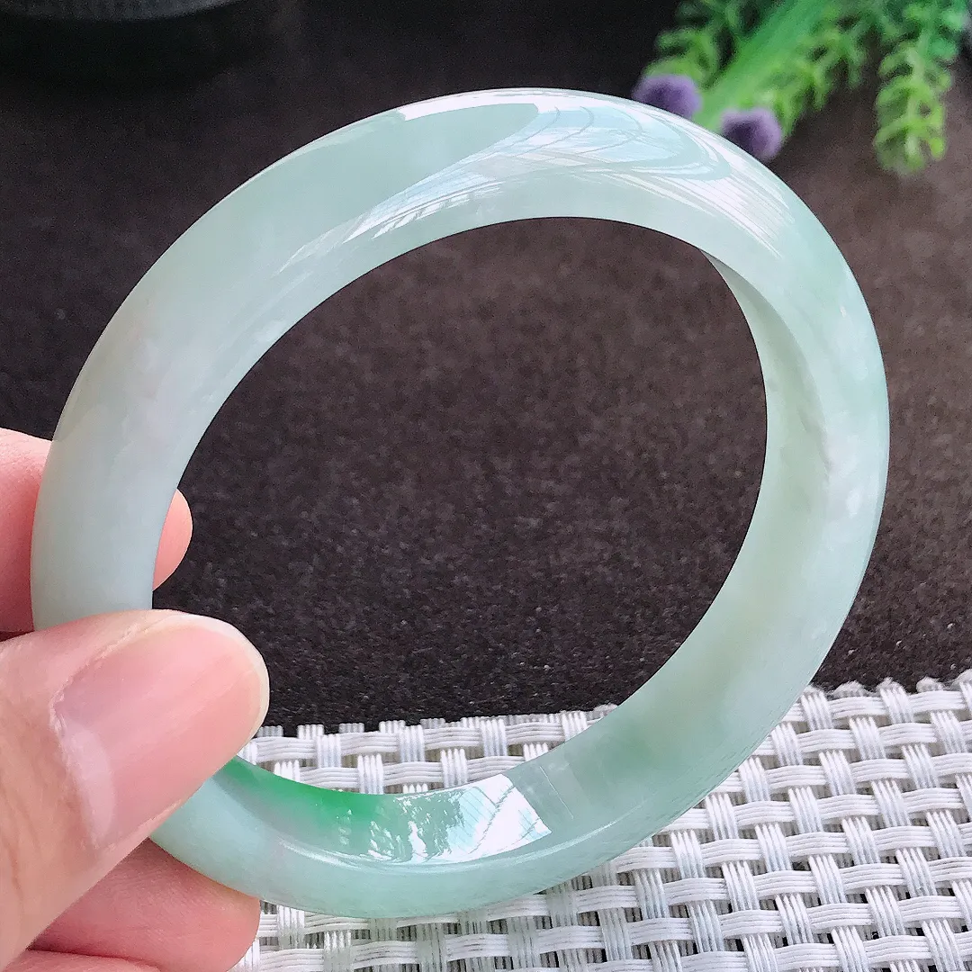 天然a货翡翠58.5/12.1/8.2老坑冰胶果冻飘阳绿手镯宽边玉手镯