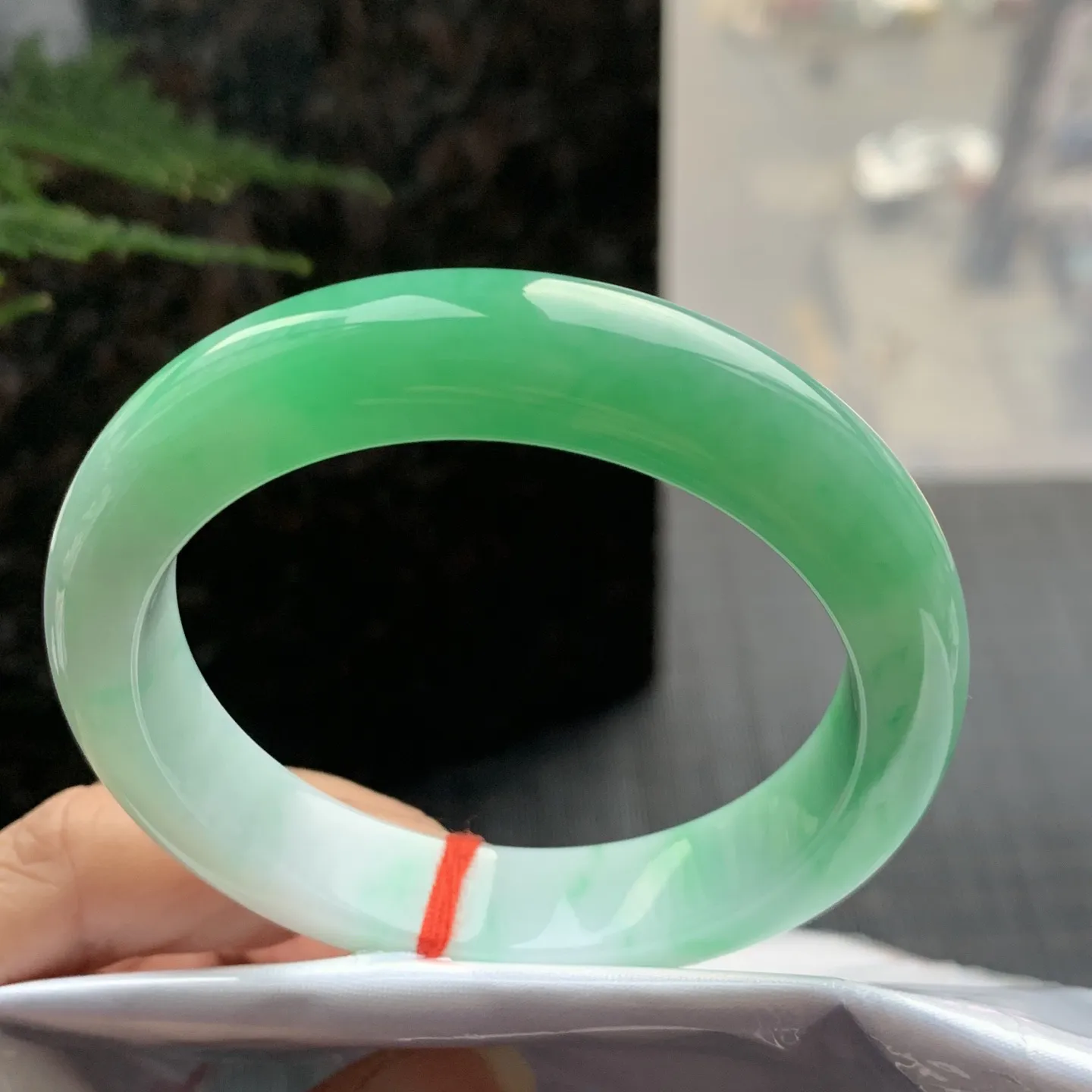 正圈一大节阳绿 无瑕 尺寸:53.3/12.2/8.7 色好🥰🥰