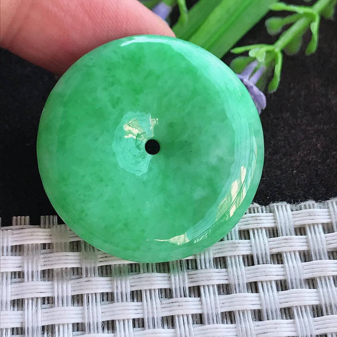 天然a货翡翠32.8/5.5老坑精美满绿阳绿平安扣吊坠翡翠玉扣挂件