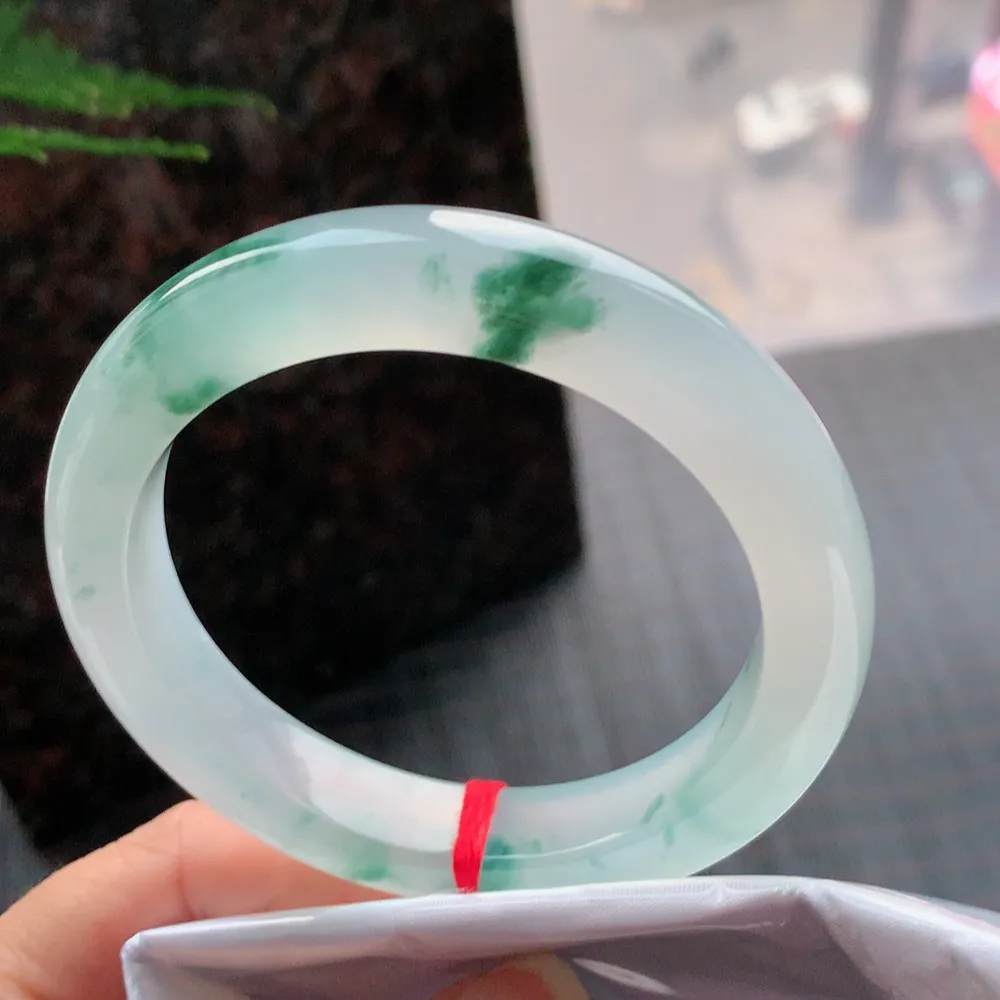 正圈冰玻飘花 无瑕 尺寸:59.3/12.4/10.1 花美 荧光闪闪