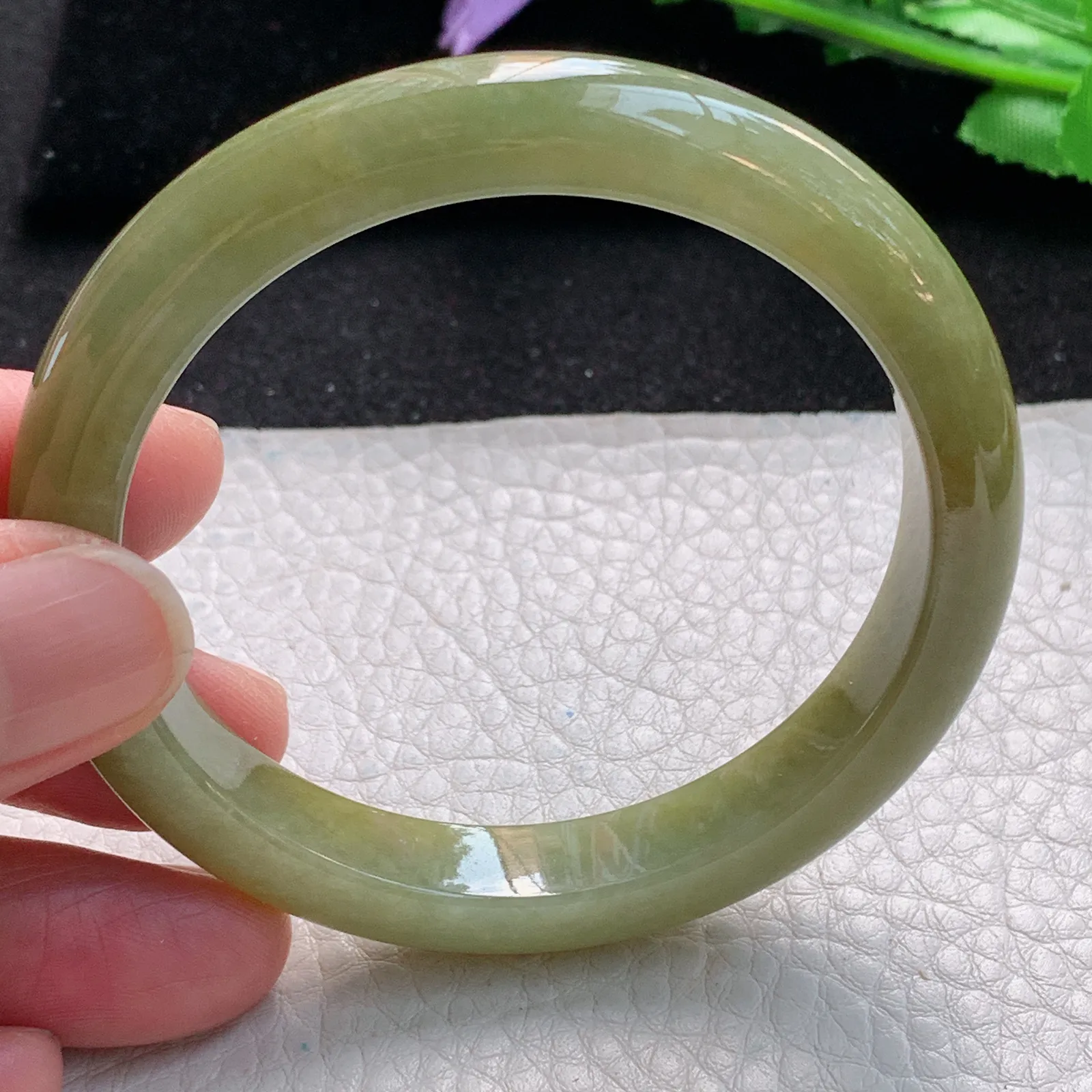 z自然光54.5*10*7.6平安镯 缅甸翡翠a货玉手镯冰黄秀气宽边珠宝玉手环