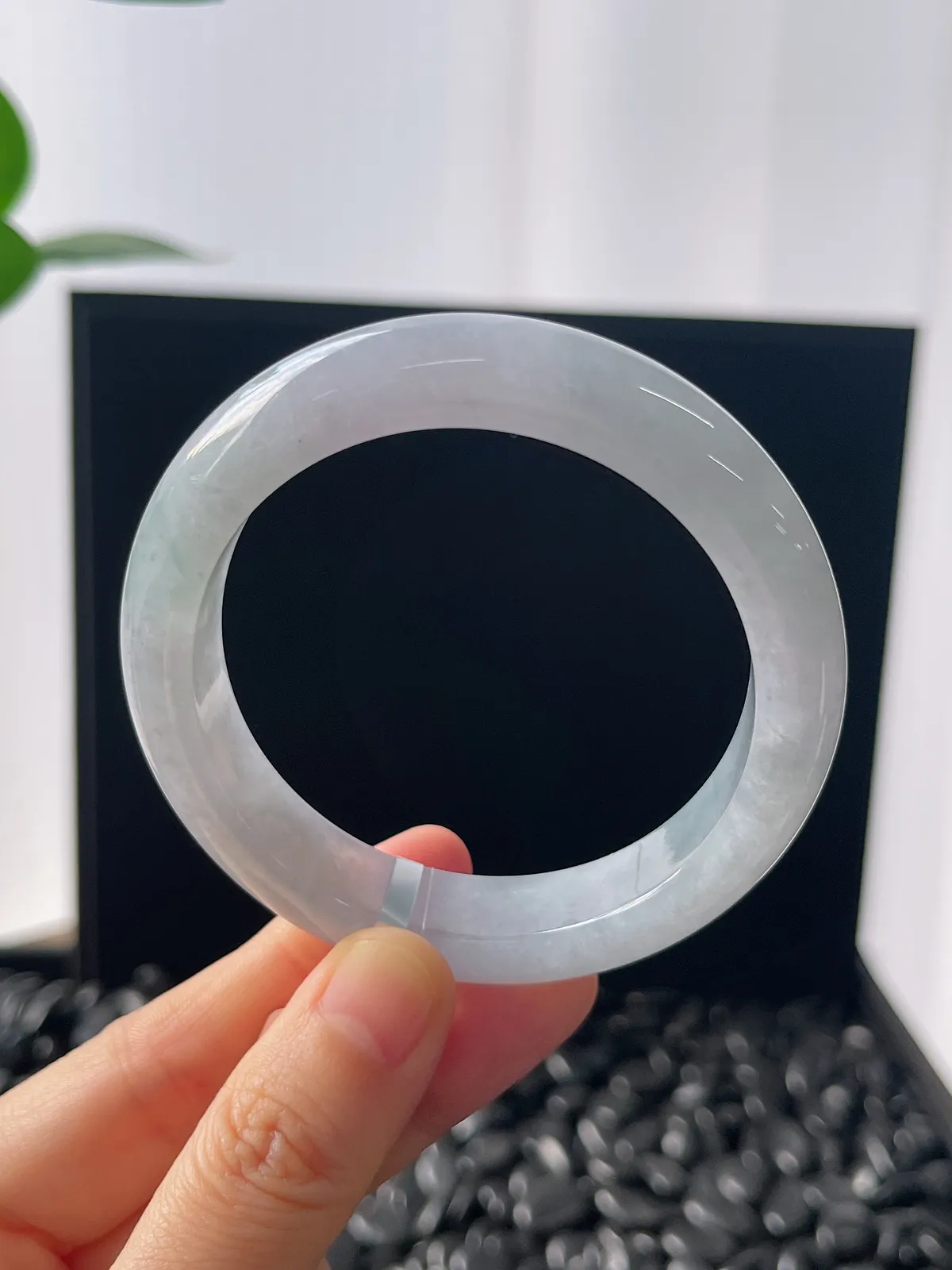 正圈53.8圈口，翡翠糯化种春带彩手镯