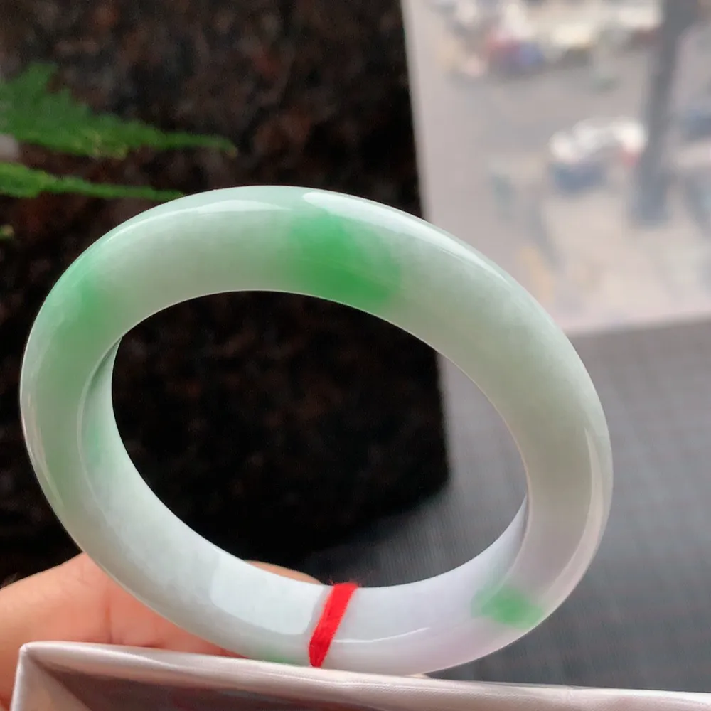 正圈冰糯春彩 无瑕 尺寸:54.7/11.3/9.3 色好