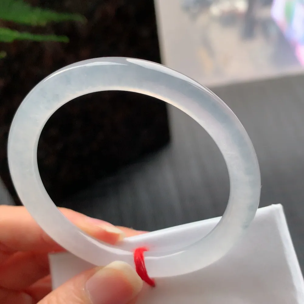 圆条冰玻种白月光 无瑕 尺寸:53.1/6.7 种水好