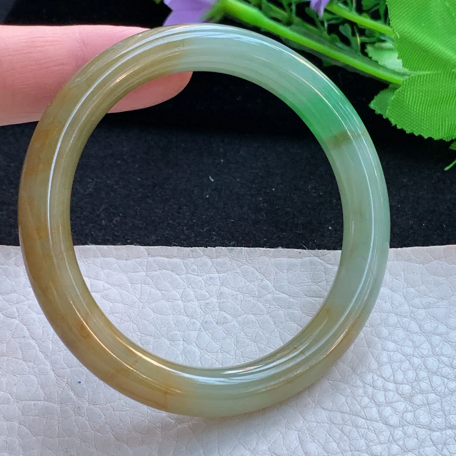 h自然光54.5*9.5*9叮当镯 缅甸翡翠a货玉手镯冰三彩圆条玉手环