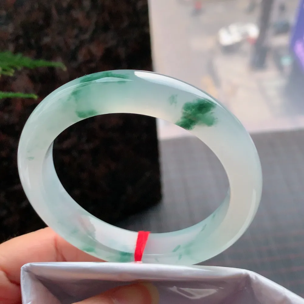 正圈冰玻飘花 无瑕 尺寸:59.3/12.4/10.1 花美 荧光闪闪