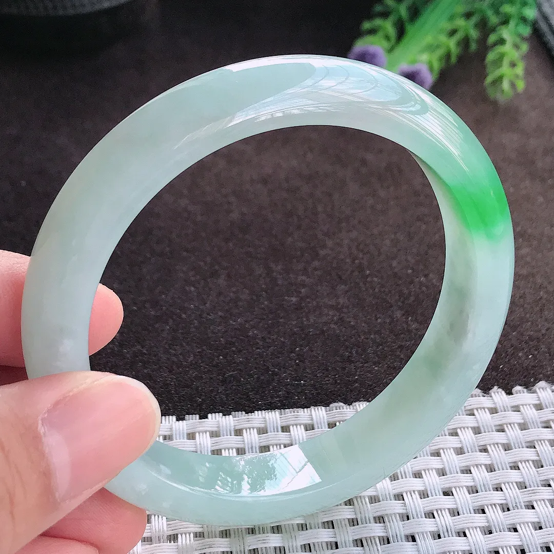 天然a货翡翠58.5/12.1/8.2老坑冰胶果冻飘阳绿手镯宽边玉手镯