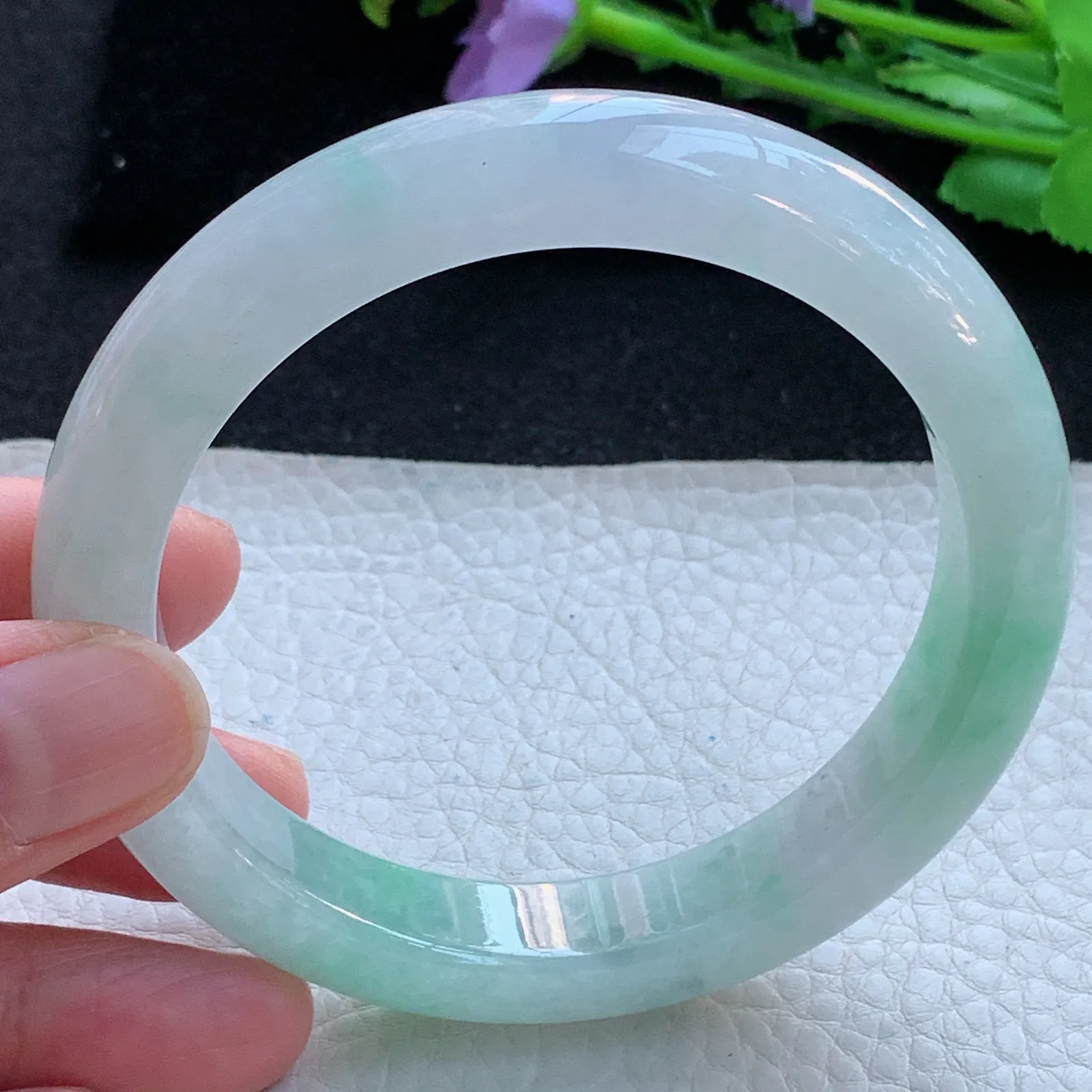 yh大圈口61.5*12.5*9.5平安镯 缅甸翡翠a货玉手镯冰润飘绿宽边玉手环