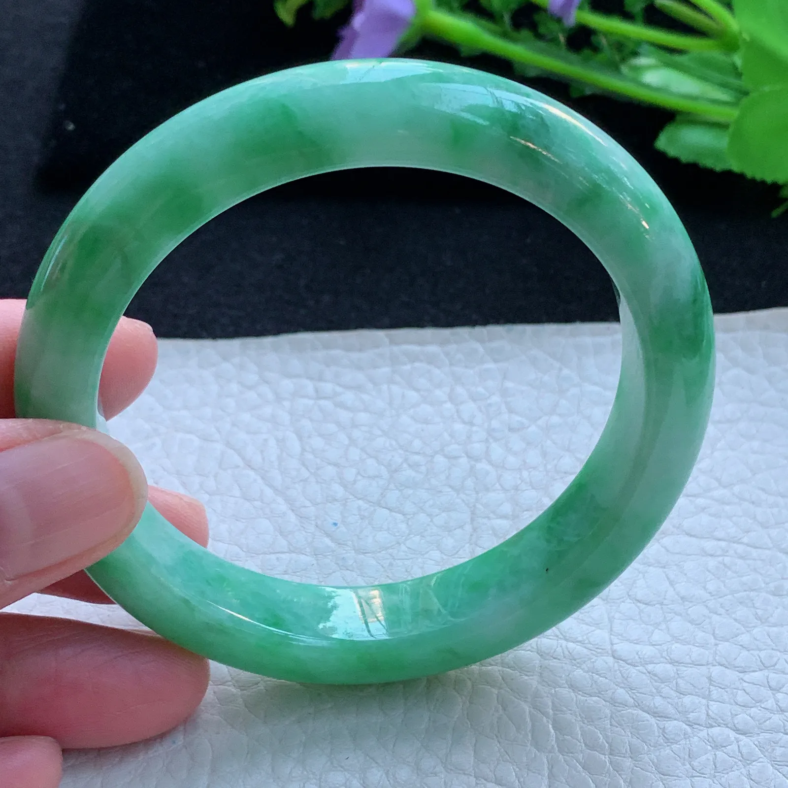 jx自然光57.5*12.6*9平安镯 缅甸翡翠a货玉手镯飘绿厚装宽边玉手环