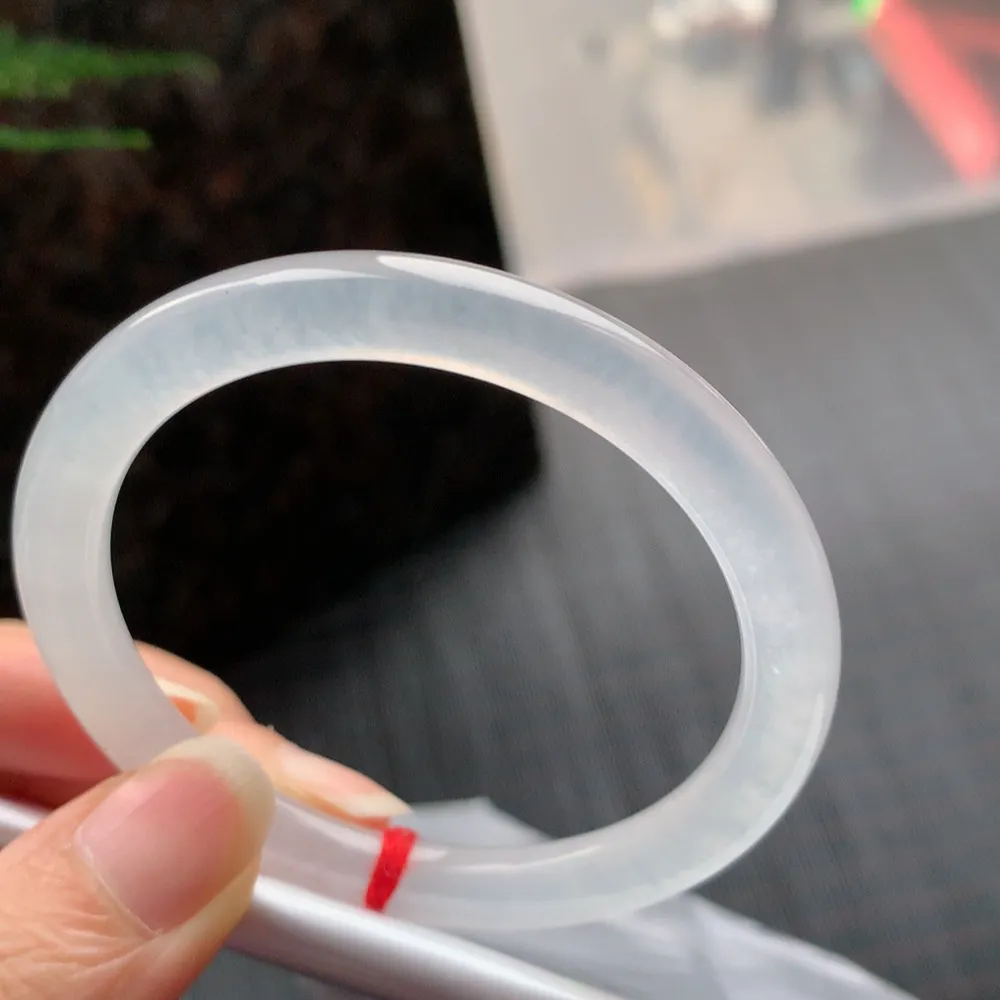 圆条冰玻种白月光 无瑕 尺寸:53.1/6.7 种水好