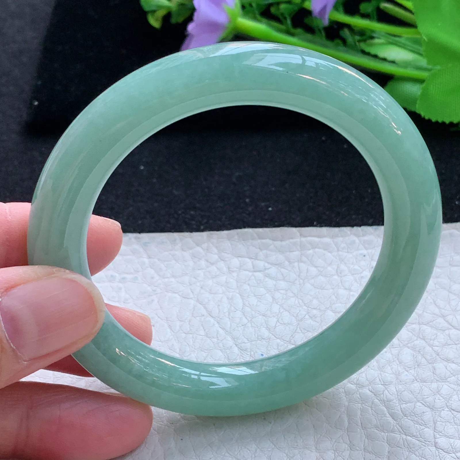 js自然光55*10.5美人镯 缅甸翡翠a货玉手镯满绿圆条珠宝玉手环