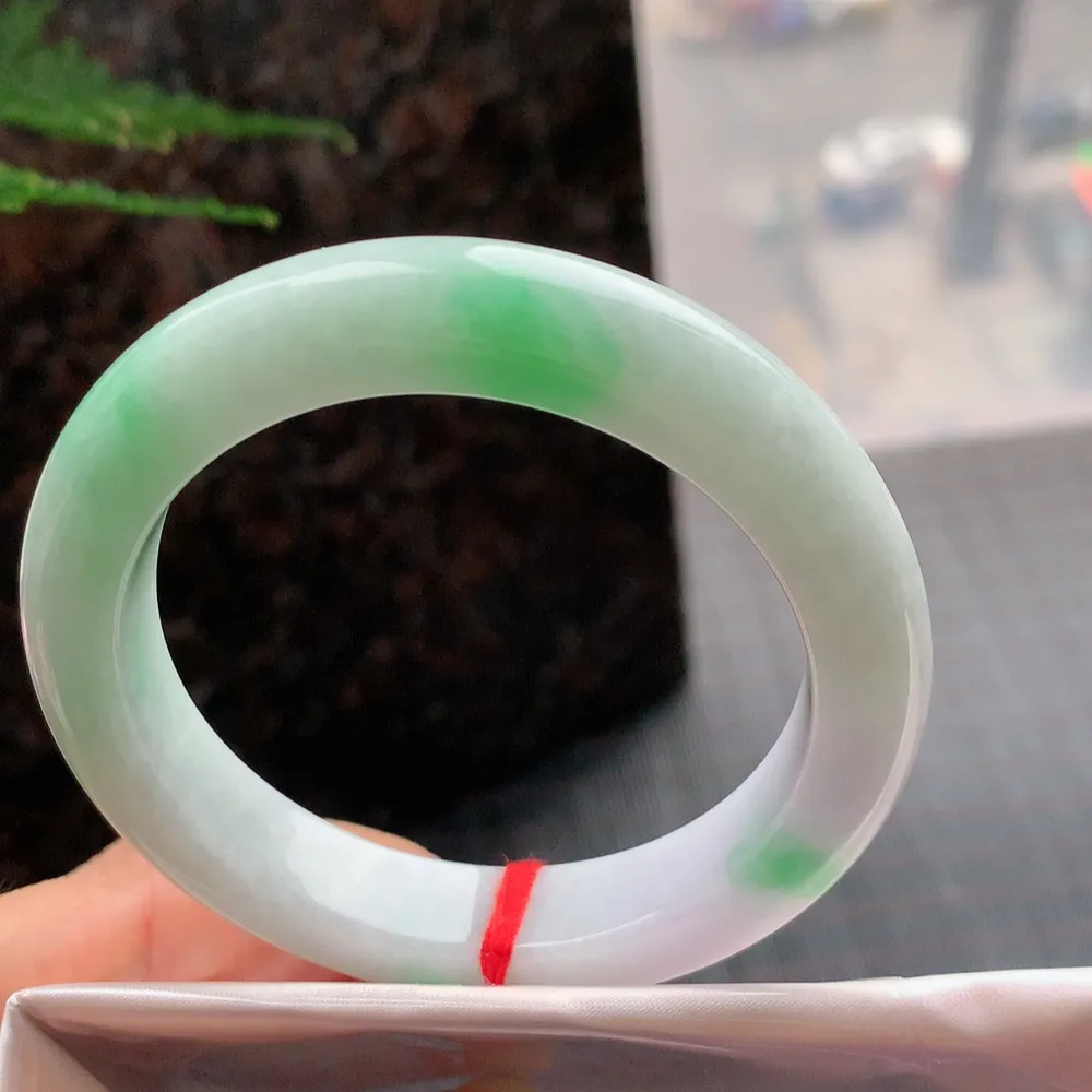 正圈冰糯春彩 无瑕 尺寸:54.7/11.3/9.3 色好