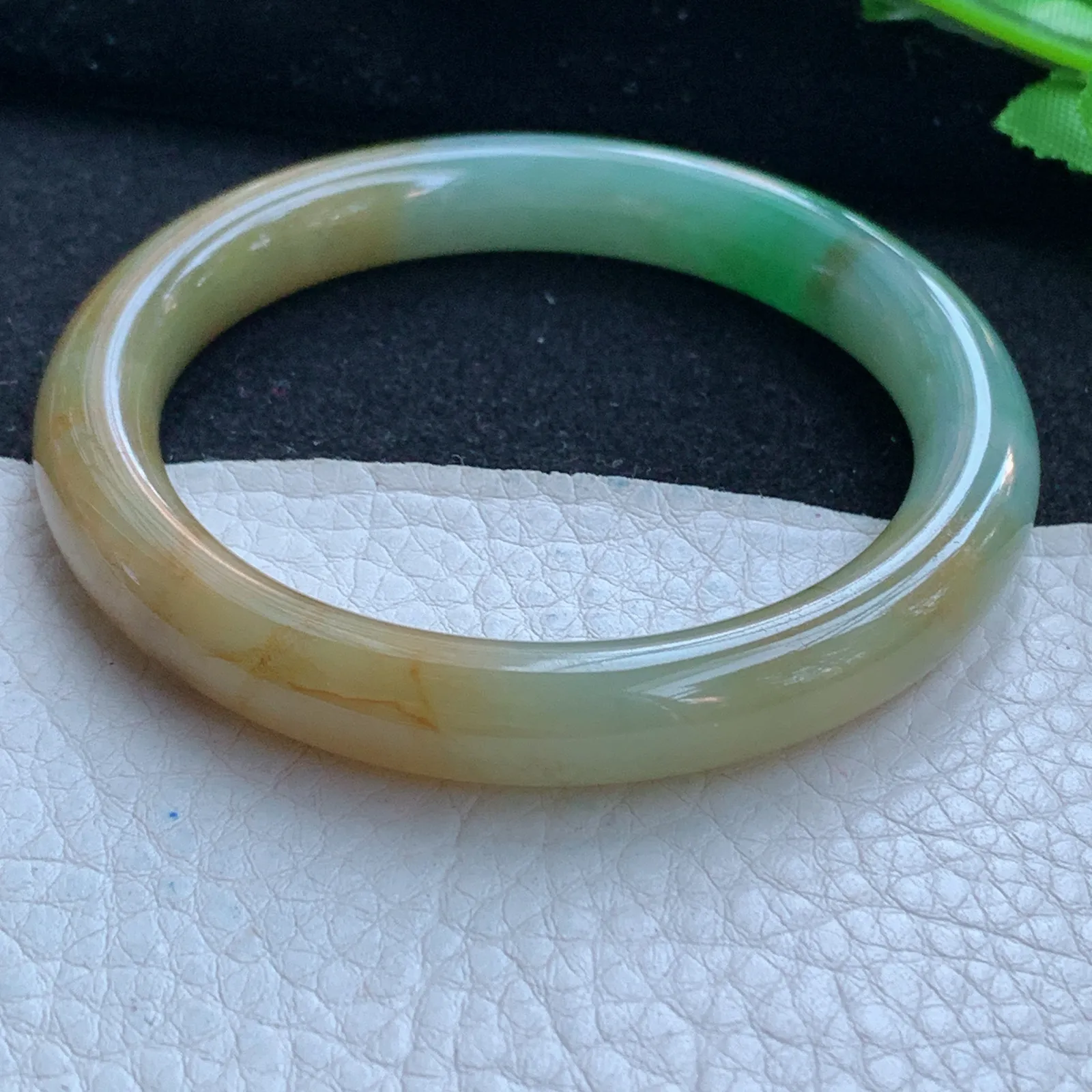 h自然光54.5*9.5*9叮当镯 缅甸翡翠a货玉手镯冰三彩圆条玉手环