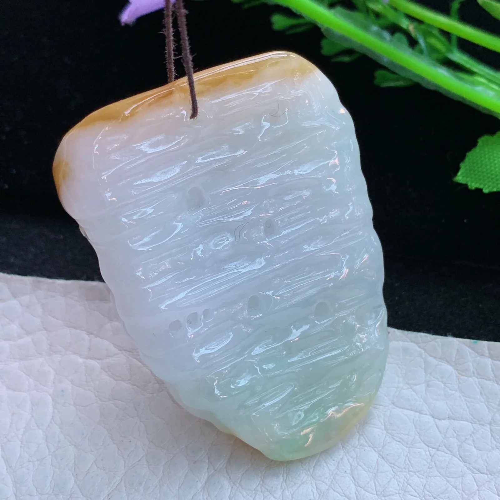 lz自然光52.8*37.3*16.8缅甸翡翠精雕普度众生玉吊坠 玉挂件