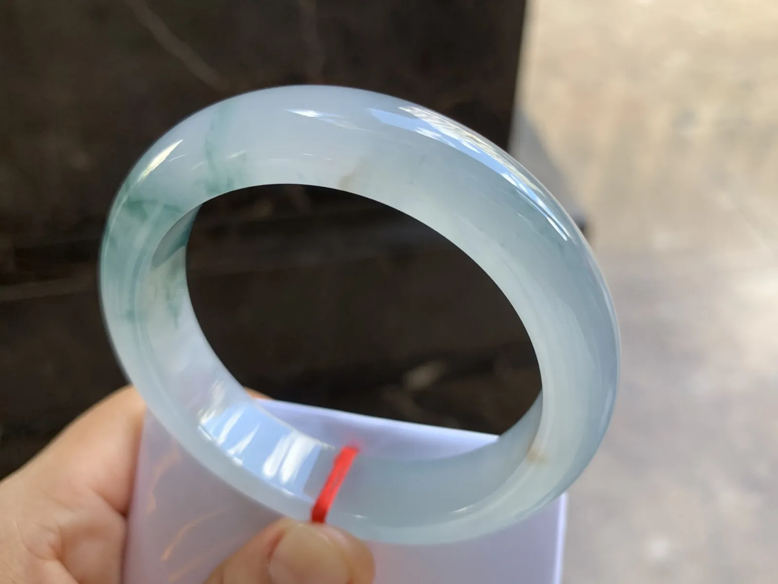 54-13.2-8.8mm
冰种飘花手镯 水润光泽