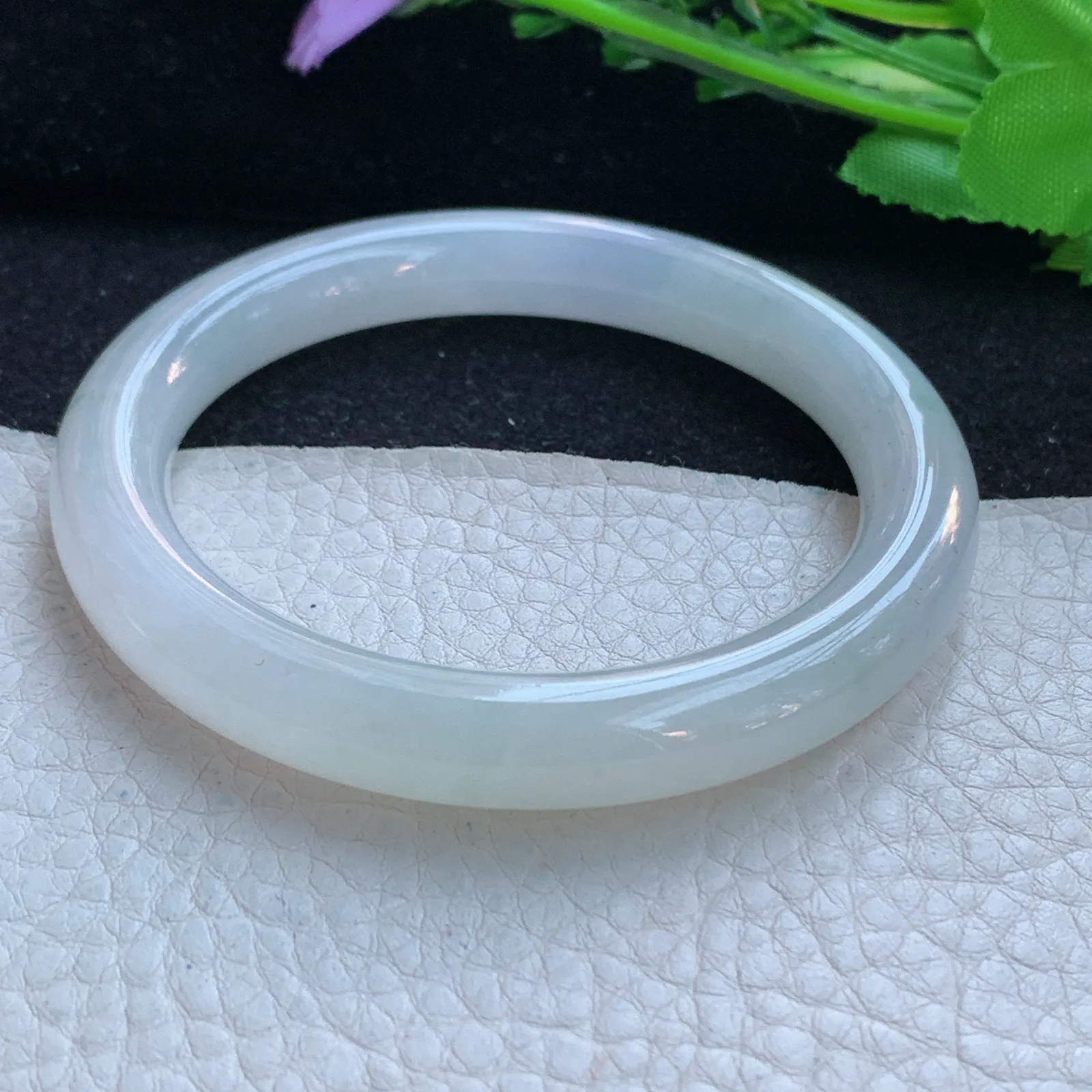 n自然光55*9.6*9.3美人镯 缅甸翡翠a货玉手镯项链冰纯圆条玉手环 叮当镯