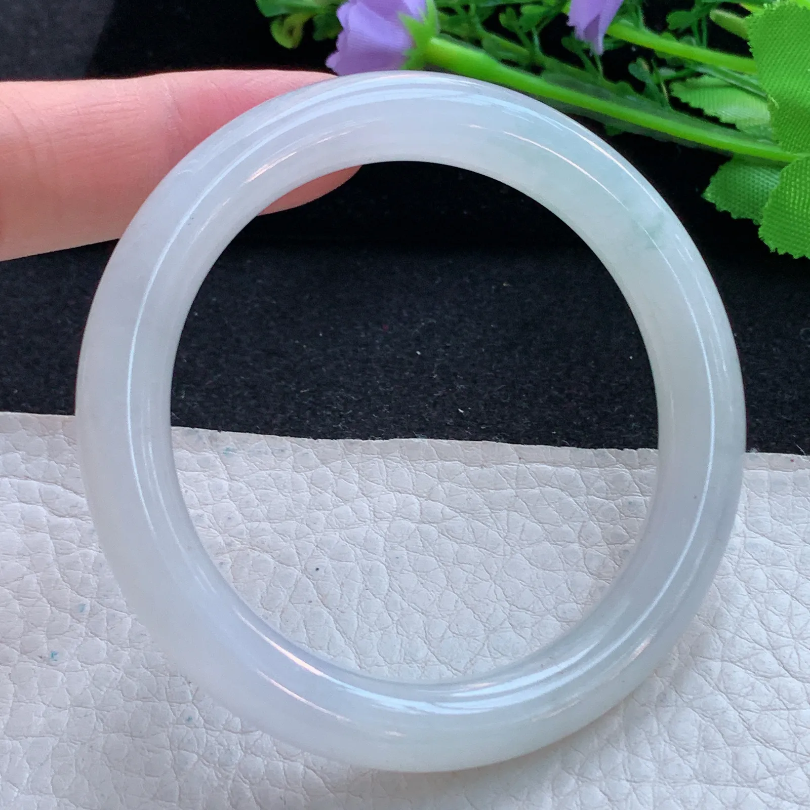 n自然光55*9.6*9.3美人镯 缅甸翡翠a货玉手镯项链冰纯圆条玉手环 叮当镯