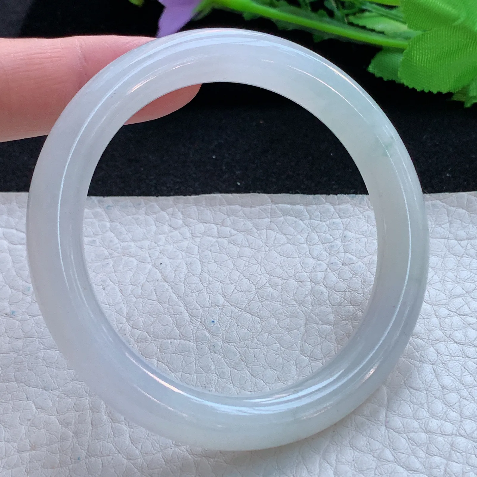 n自然光55*9.6*9.3美人镯 缅甸翡翠a货玉手镯项链冰纯圆条玉手环 叮当镯