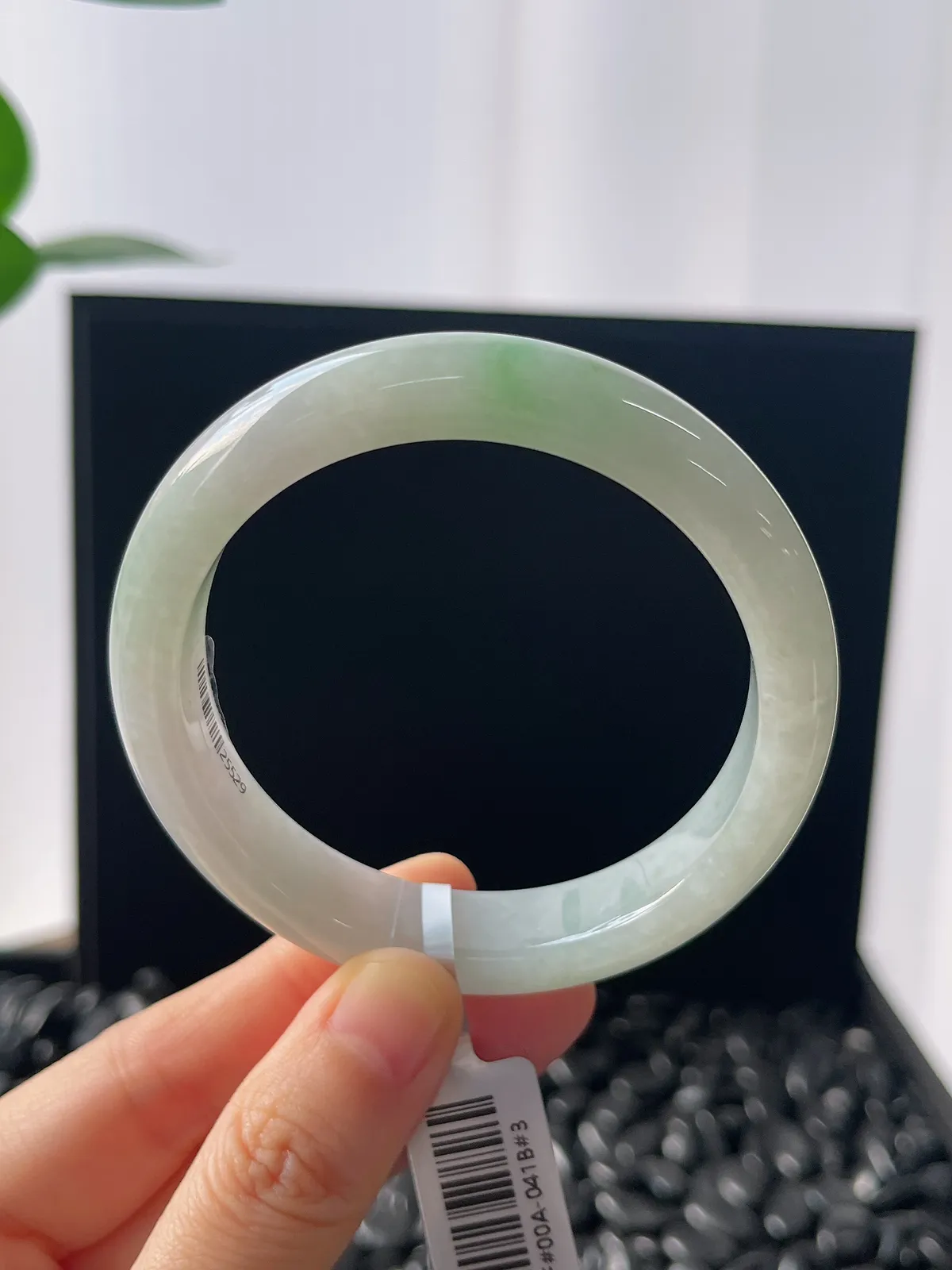 正圈55.4圈口，翡翠冰糯种飘花手镯