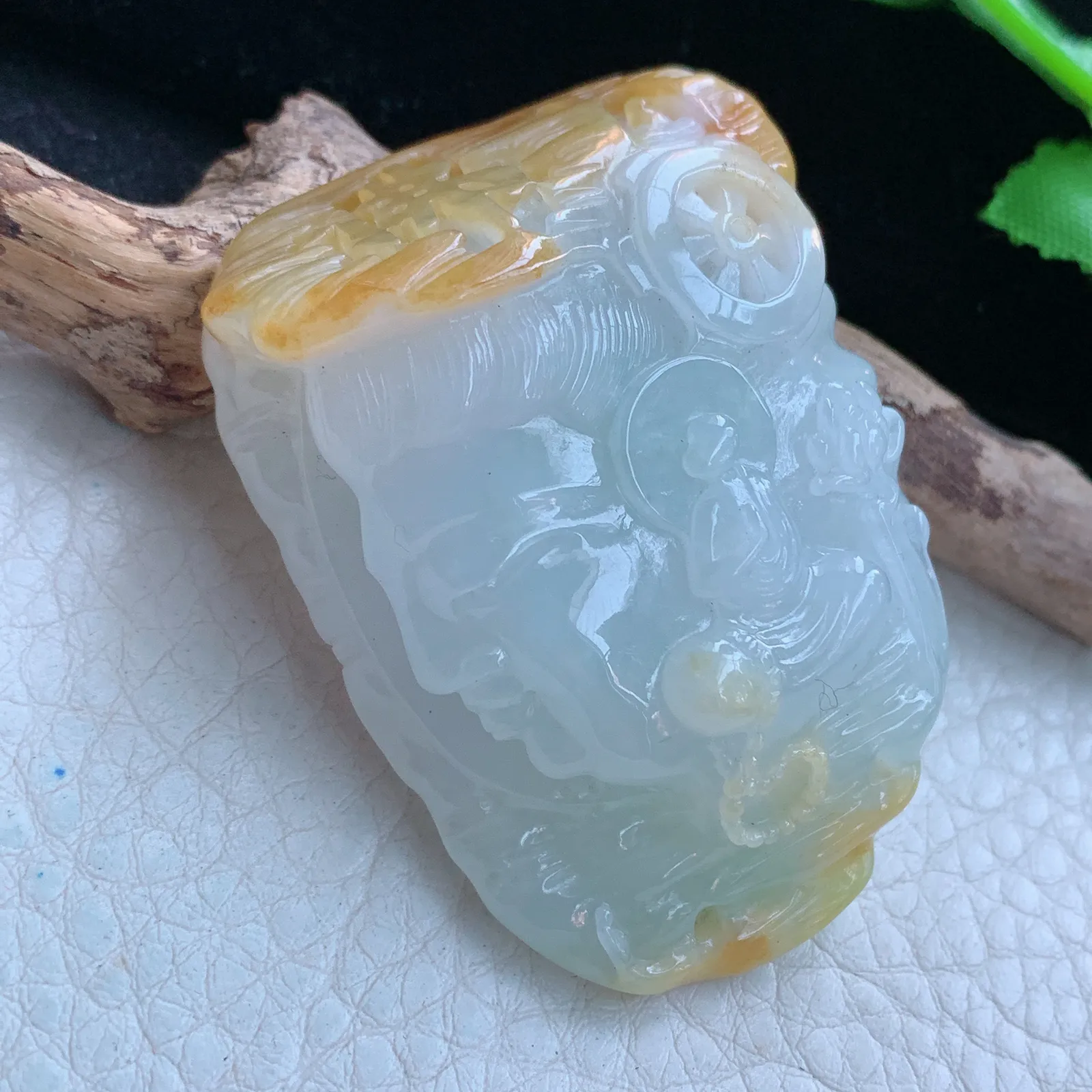 lz自然光52.8*37.3*16.8缅甸翡翠精雕普度众生玉吊坠 玉挂件