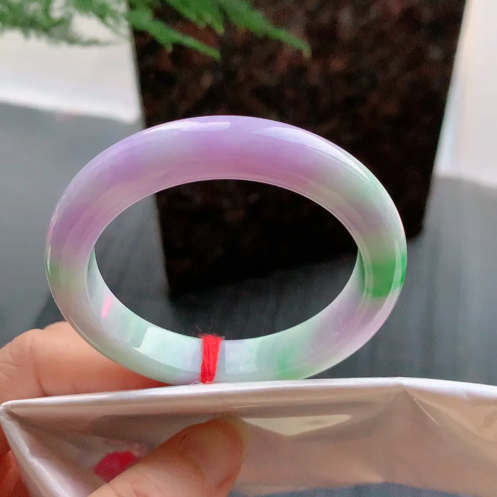 正圈冰糯春彩 无瑕 尺寸:49.9/10.4/8.3 超美 小圈口