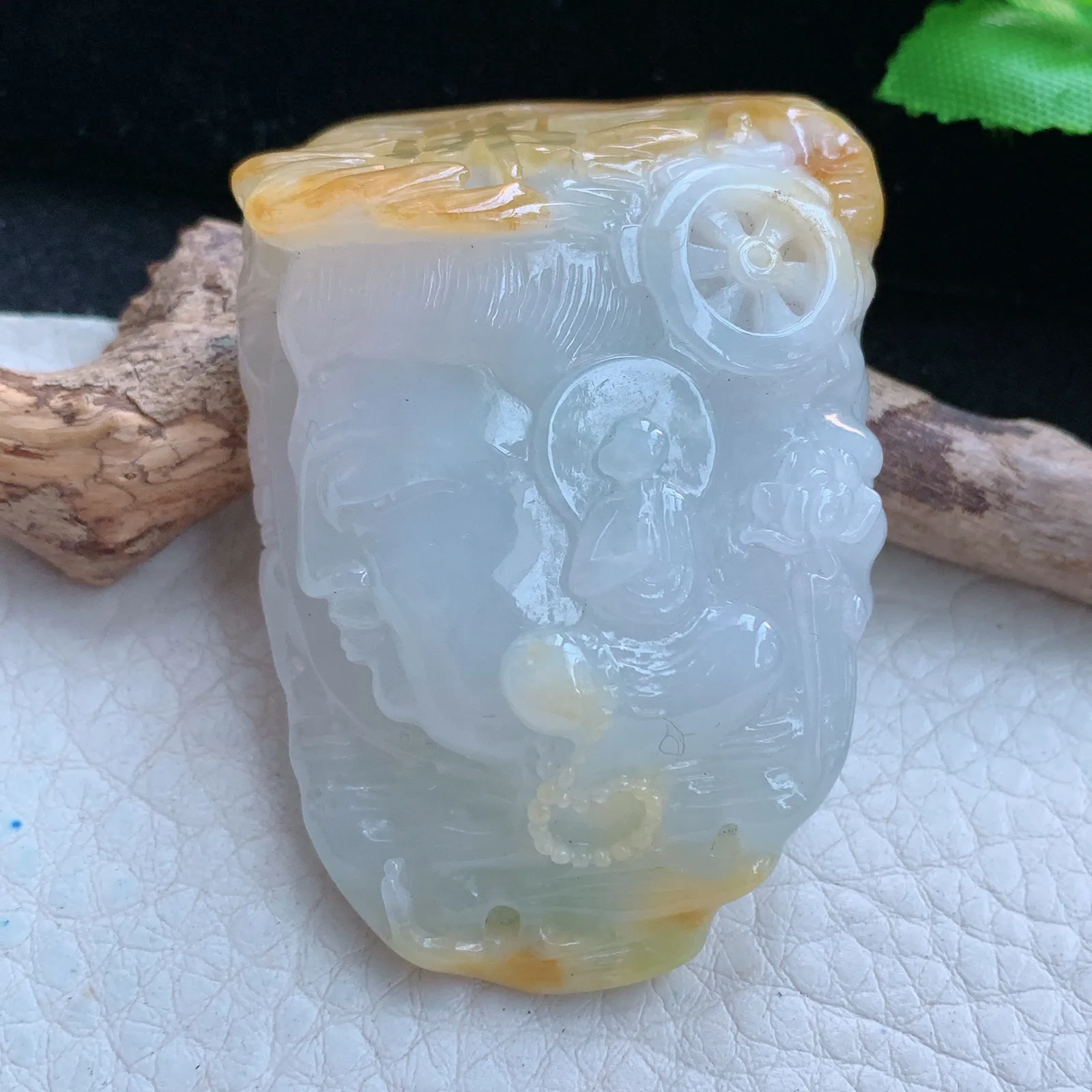 lz自然光52.8*37.3*16.8缅甸翡翠精雕普度众生玉吊坠 玉挂件