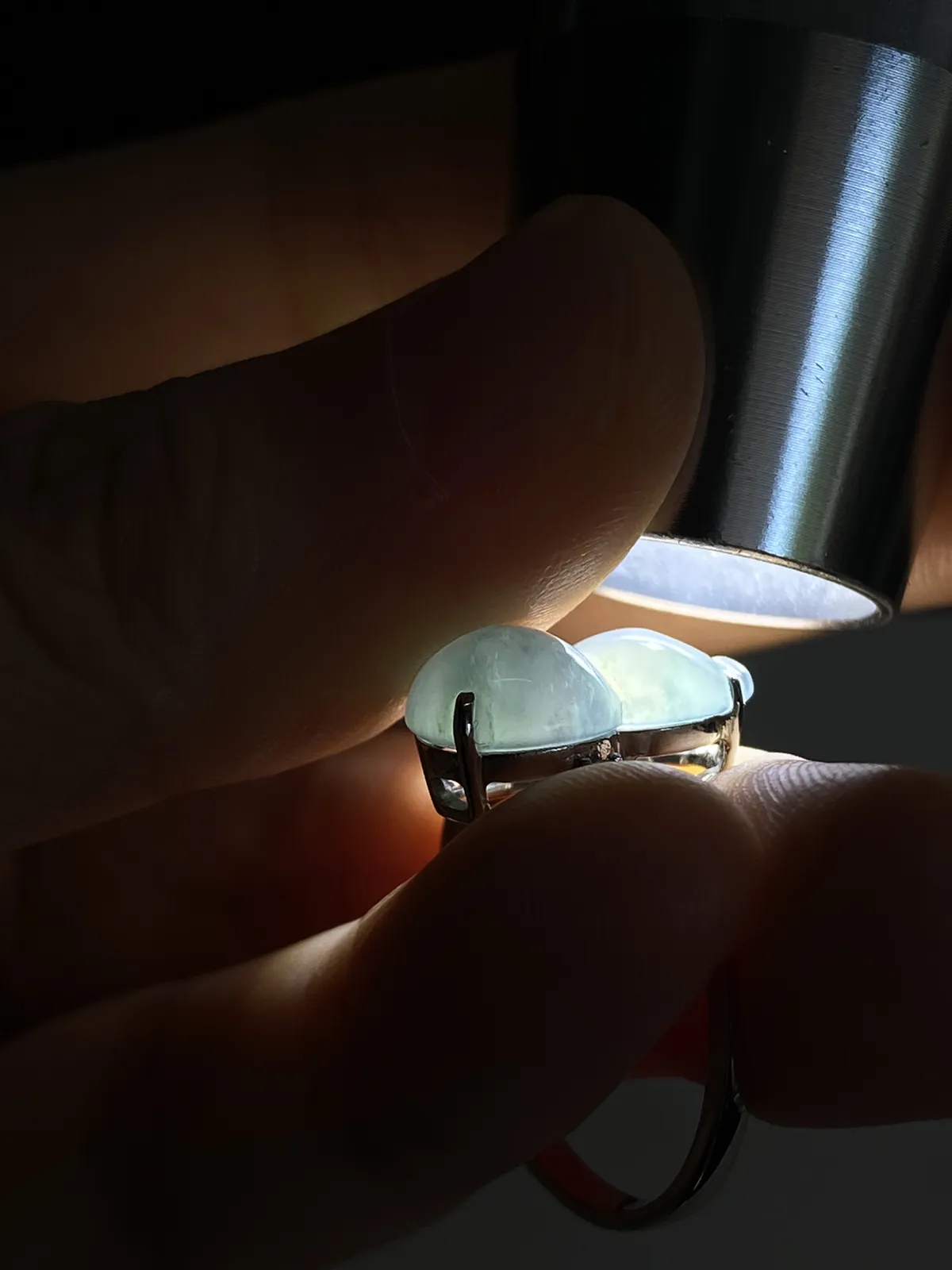 翡翠女戒，伴钻石