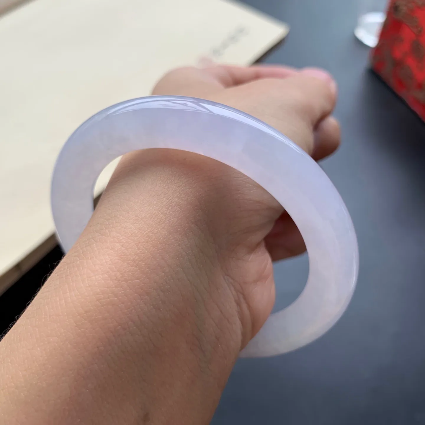 53.6圈口冰种圆条手镯 尺寸：53.6-9.8-9.5，无纹裂，白净透亮，胶感十足