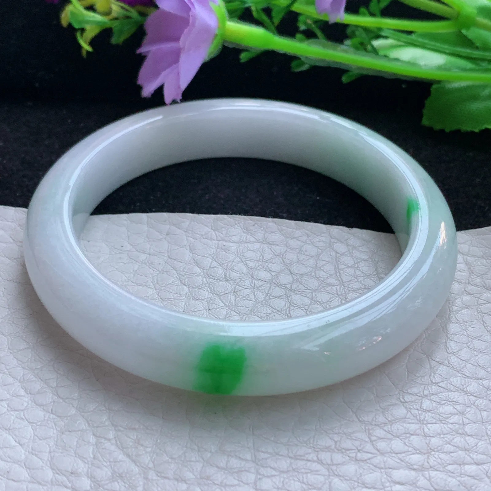 yh自然光55*11.3*8平安镯 翡翠a货玉手镯飘阳绿玉手环 美人镯