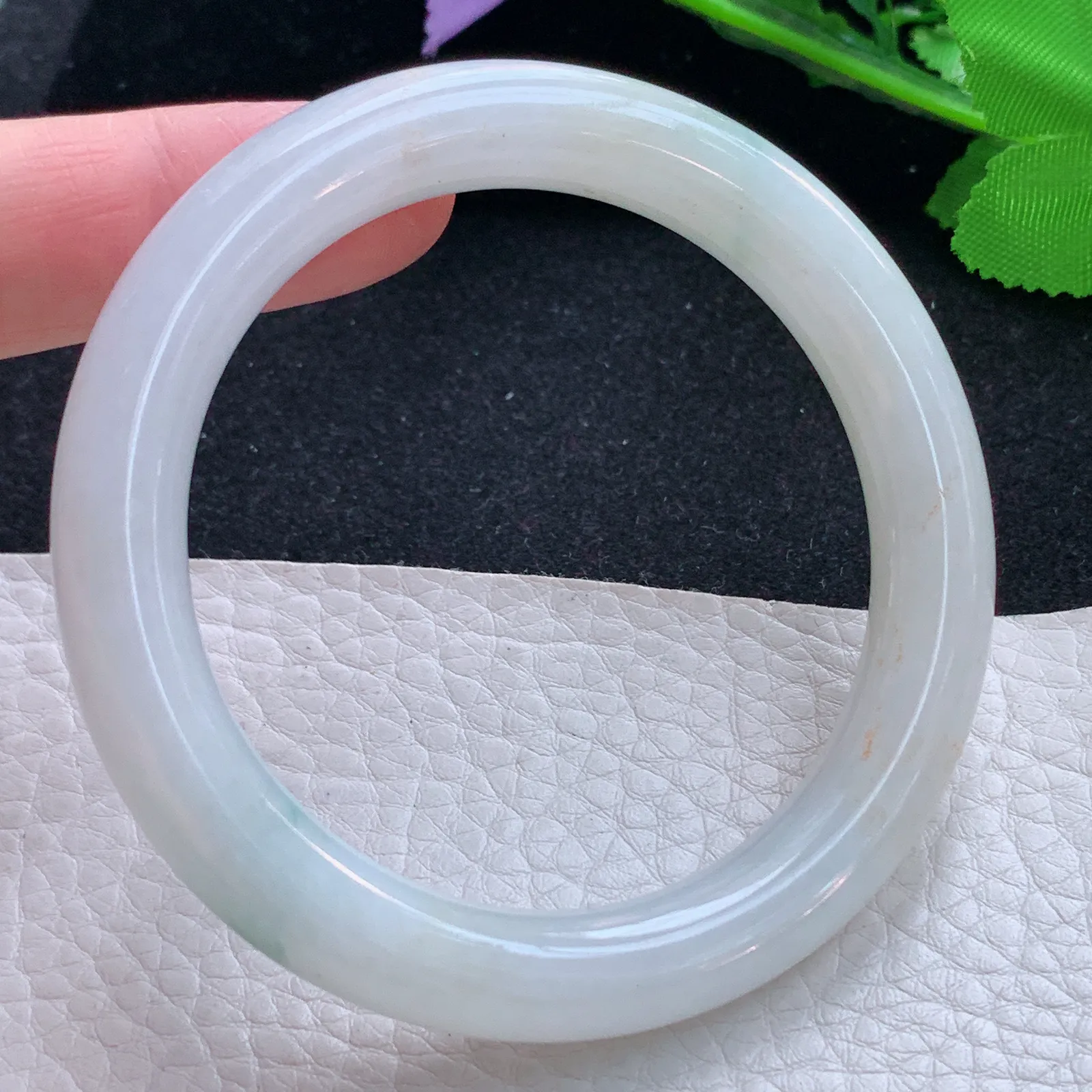 mq自然光54*10*9叮当镯 缅甸翡翠a货玉手镯飘花圆条玉手环 美人镯