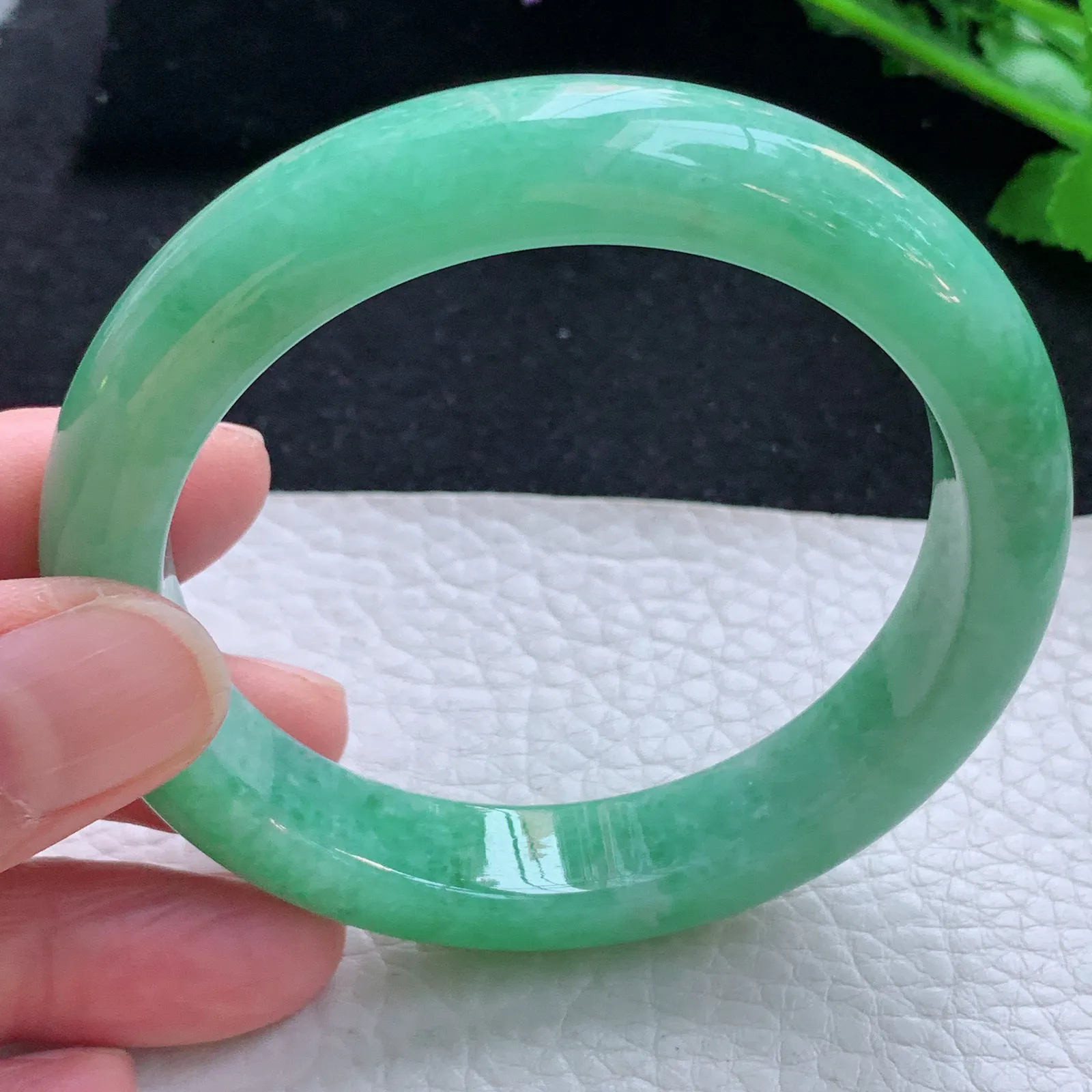 yh自然光56*11.8*8.8平安镯 翡翠a货玉手镯满绿宽边玉手环 美人镯