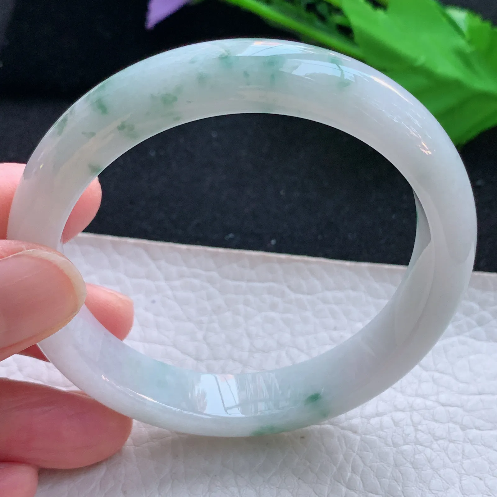 js自然光57*12.5*7.8平安镯 天然缅甸翡翠a货飘花宽边玉镯子 玉手环