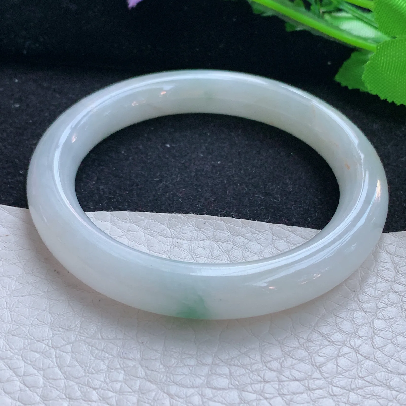 mq自然光54*10*9叮当镯 缅甸翡翠a货玉手镯飘花圆条玉手环 美人镯