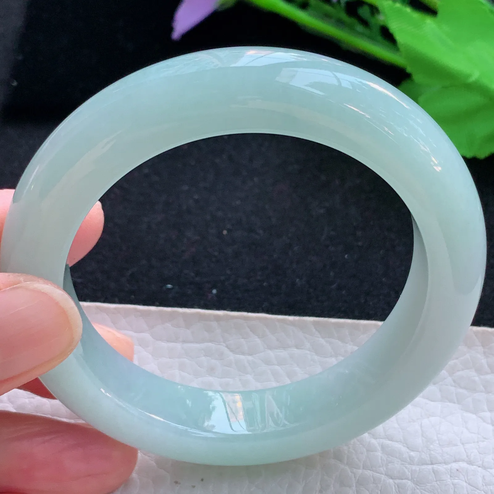 js自然光55*12.8*9.8平安镯 天然缅甸翡翠a货甜绿厚装宽边玉镯子 玉手环