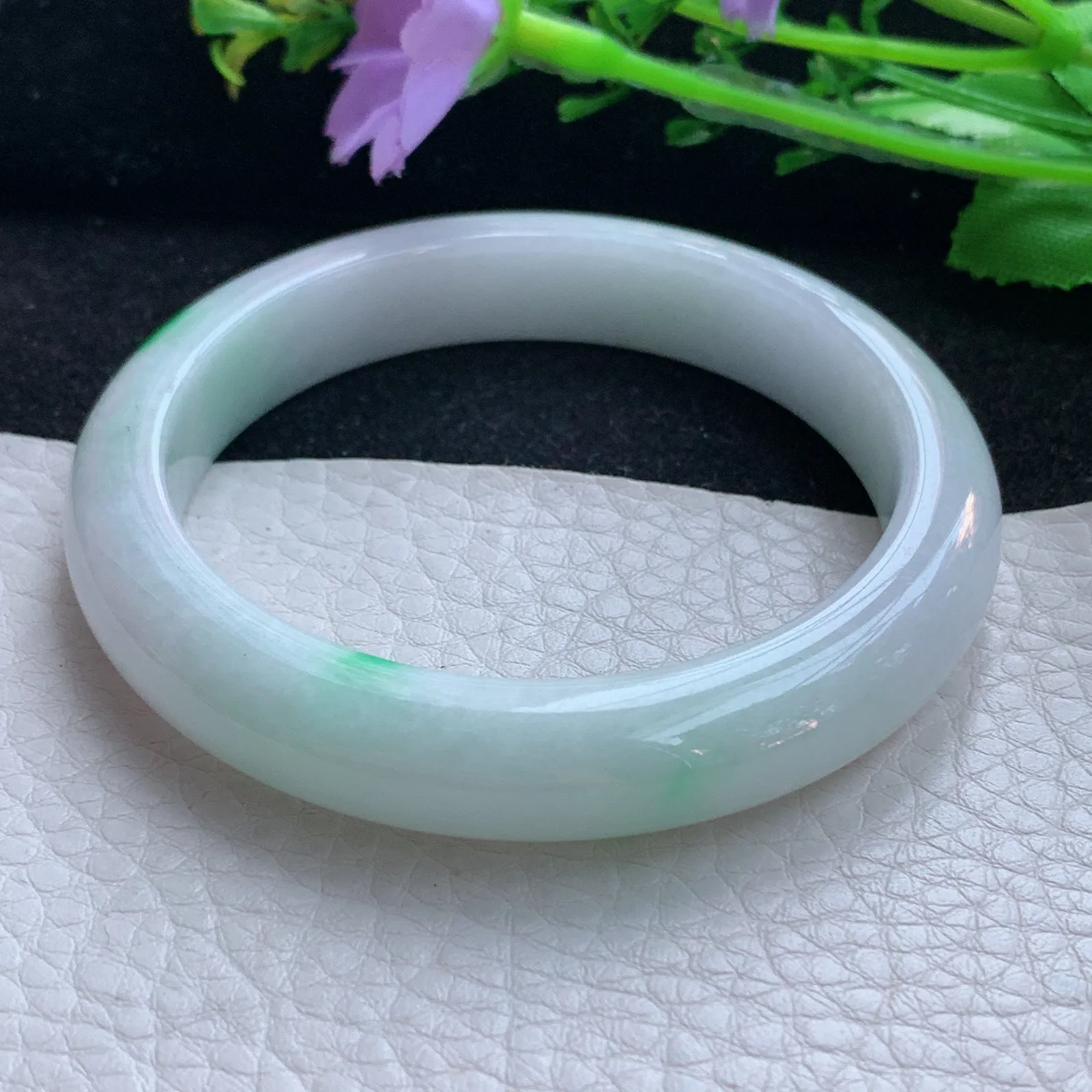 yh自然光55*11.3*8平安镯 翡翠a货玉手镯飘阳绿玉手环 美人镯