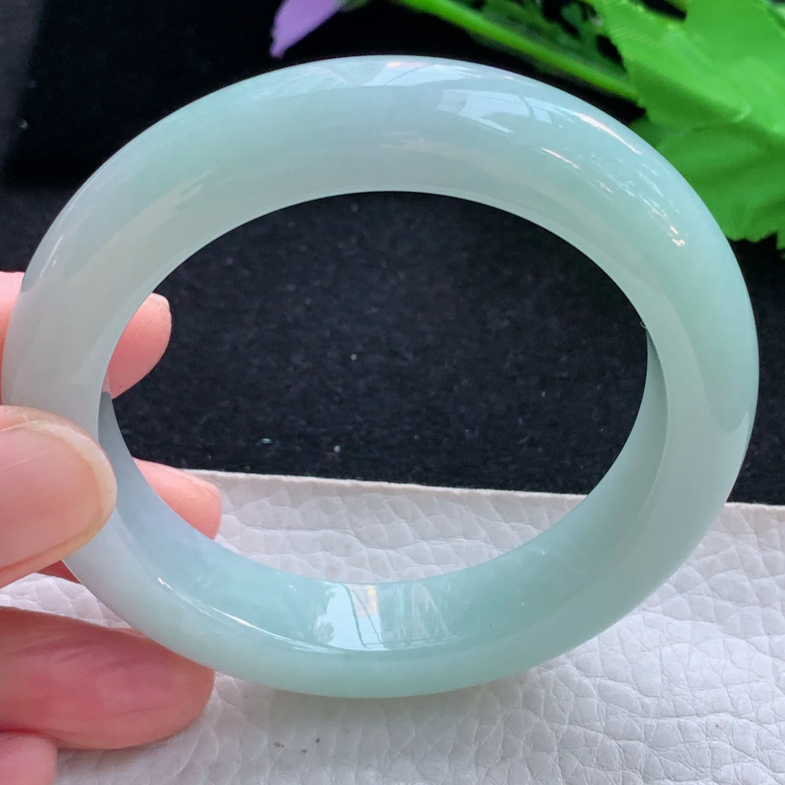 js自然光55*12.8*9.8平安镯 天然缅甸翡翠a货甜绿厚装宽边玉镯子 玉手环