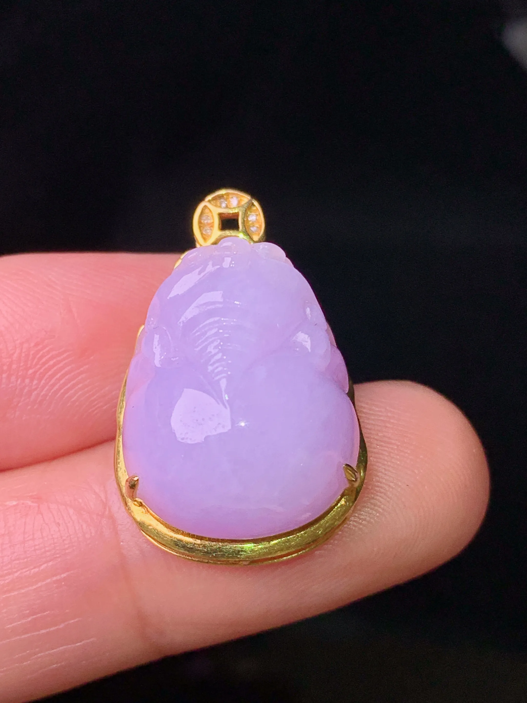 18k金镶嵌紫罗兰貔貅吊坠 玉质细腻 色泽清新艳丽 整体尺寸24.3*15.5*11