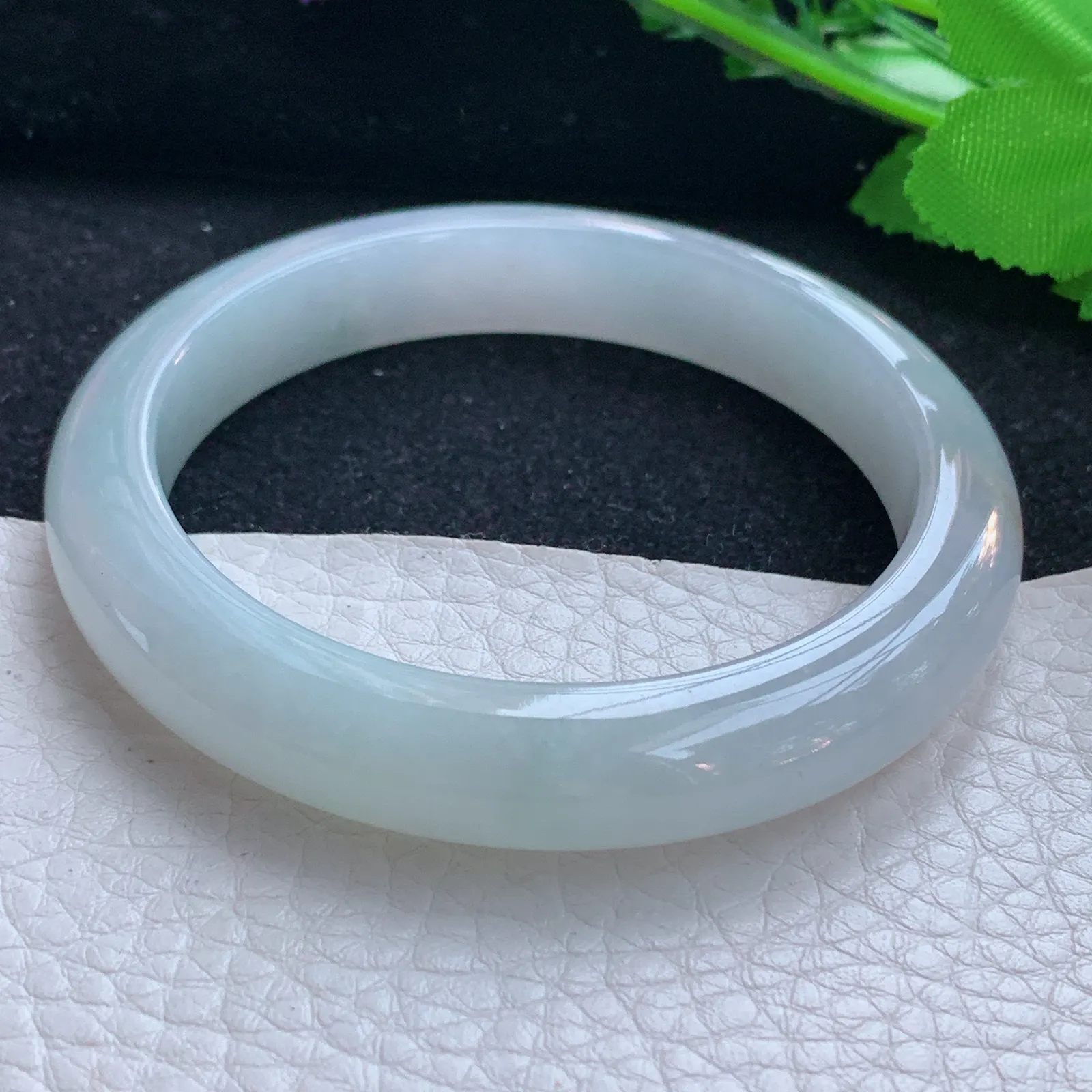 n自然光55*10.5*8平安镯 缅甸翡翠a货玉手镯冰纯清爽宽边玉手环