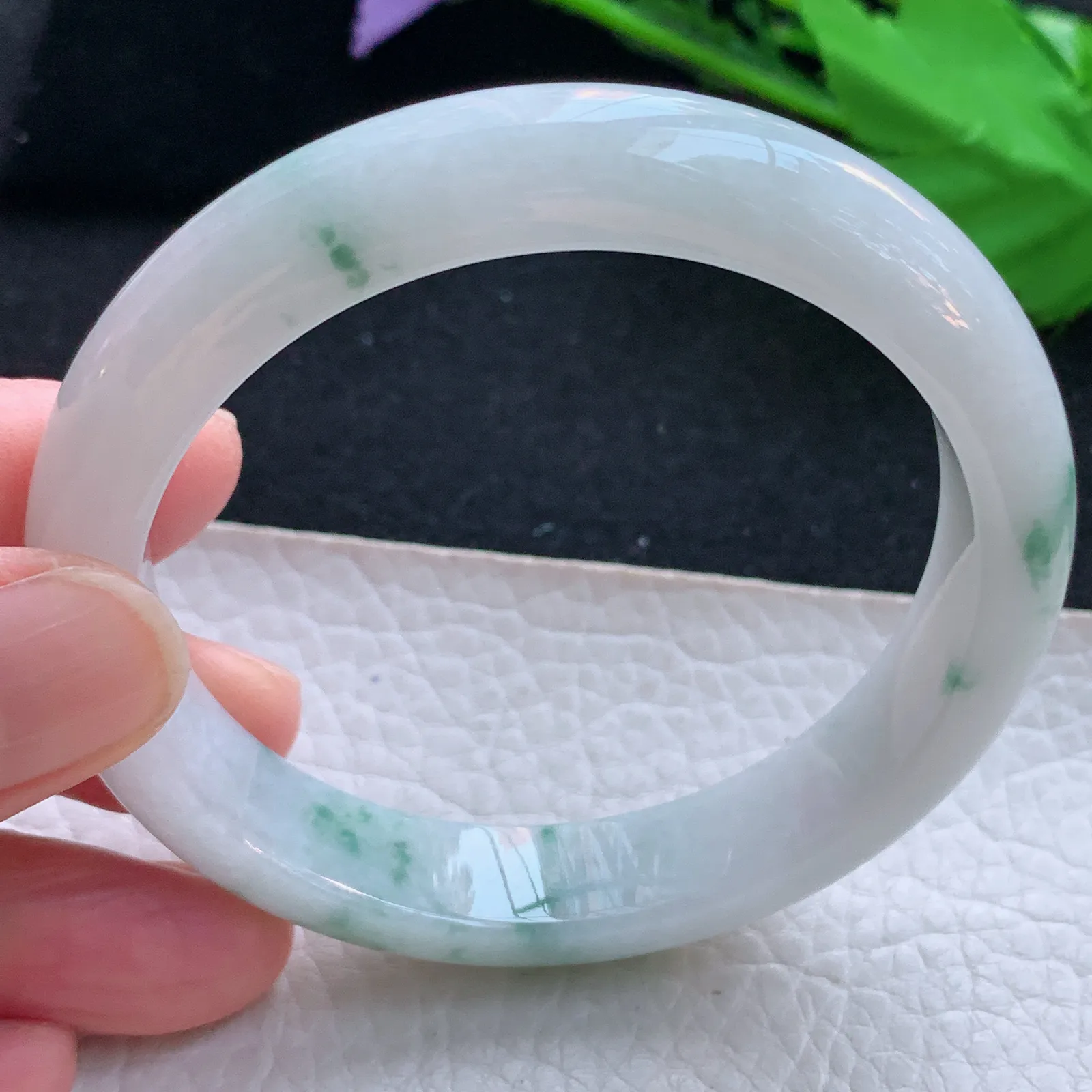 js自然光57*12.5*7.8平安镯 天然缅甸翡翠a货飘花宽边玉镯子 玉手环