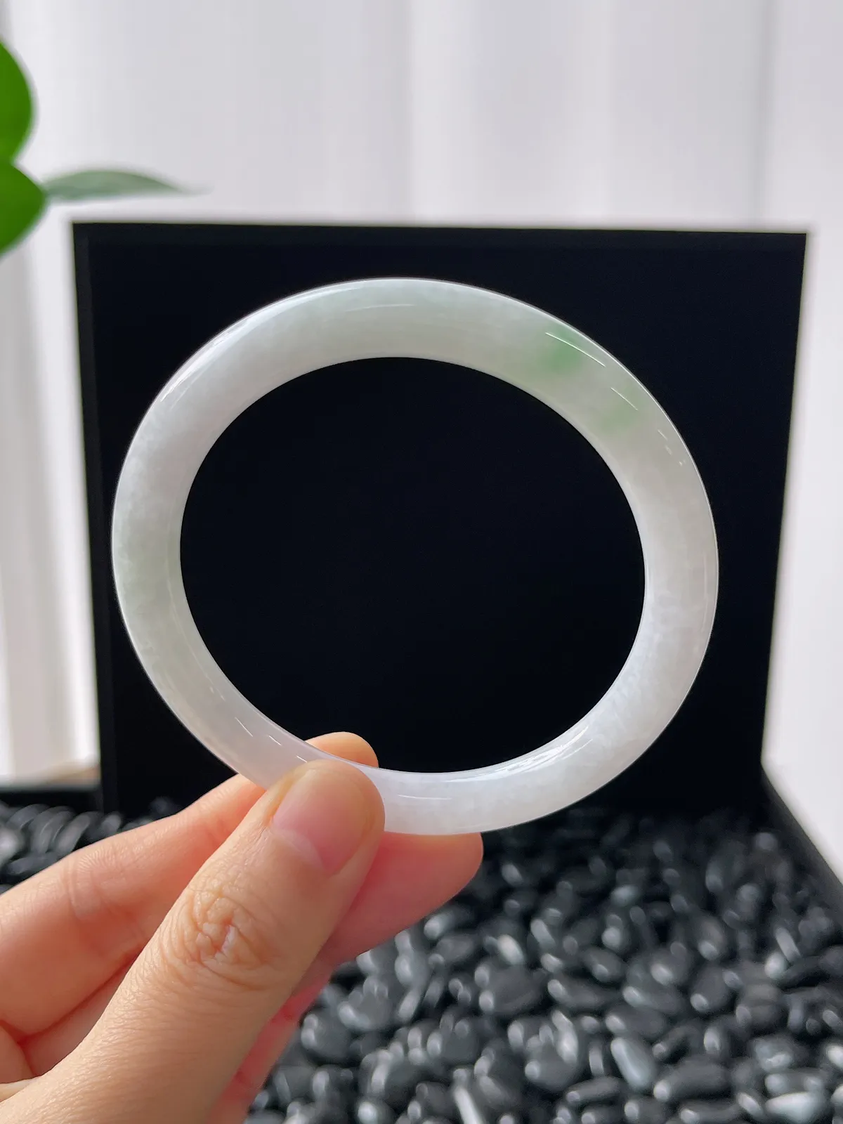 圆镯55圈口，翡翠手镯