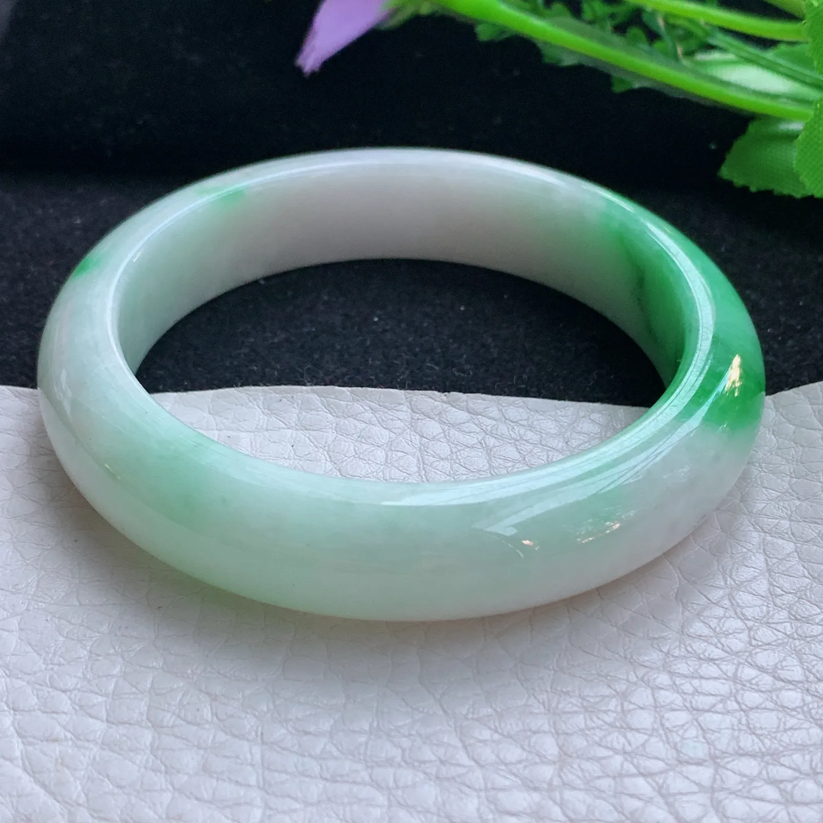 xc自然光57*12.8*8.3平安镯 缅甸翡翠a货玉手镯飘阳绿宽边玉手环