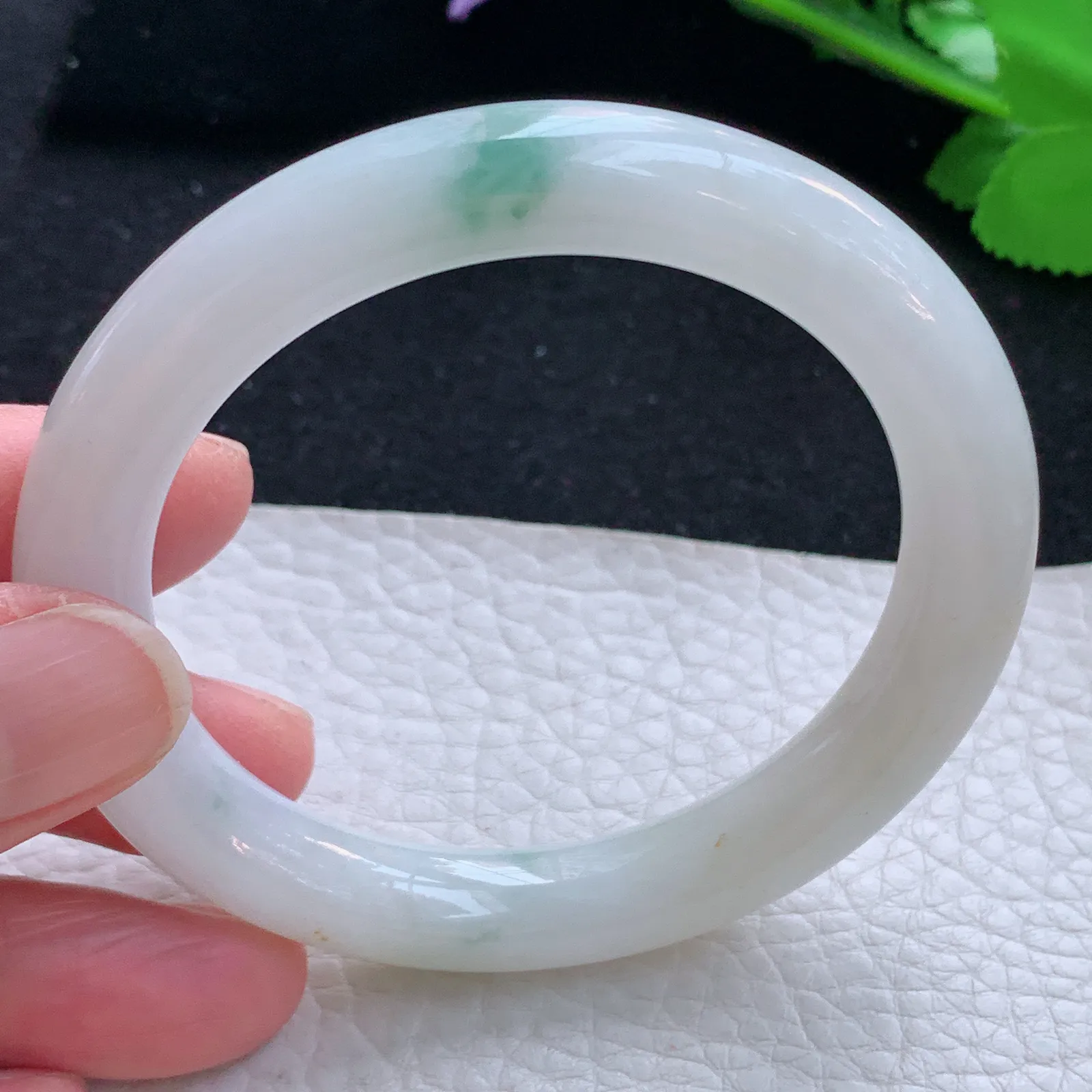 mq自然光54*10*9叮当镯 缅甸翡翠a货玉手镯飘花圆条玉手环 美人镯