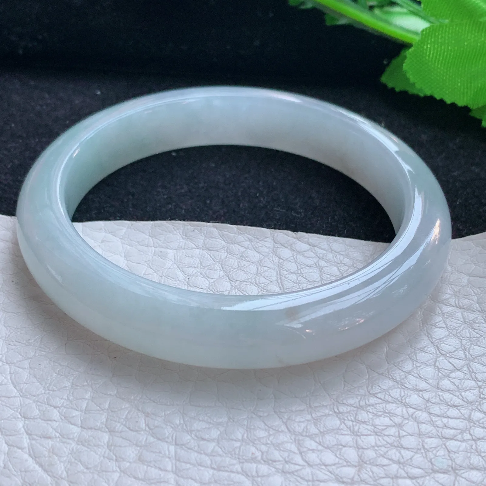 n自然光55*10.5*8平安镯 缅甸翡翠a货玉手镯冰纯清爽宽边玉手环