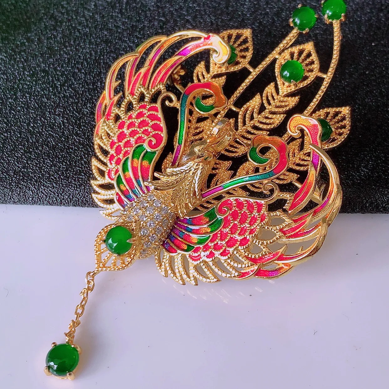 冰透满绿翡翠925银镶嵌凤凰胸针，自然光实拍，翠色灵动，颜色漂亮，种老水足，品相佳，佩戴佳品！#98.22整体77*43.5*12.5裸裸3.5*3.5