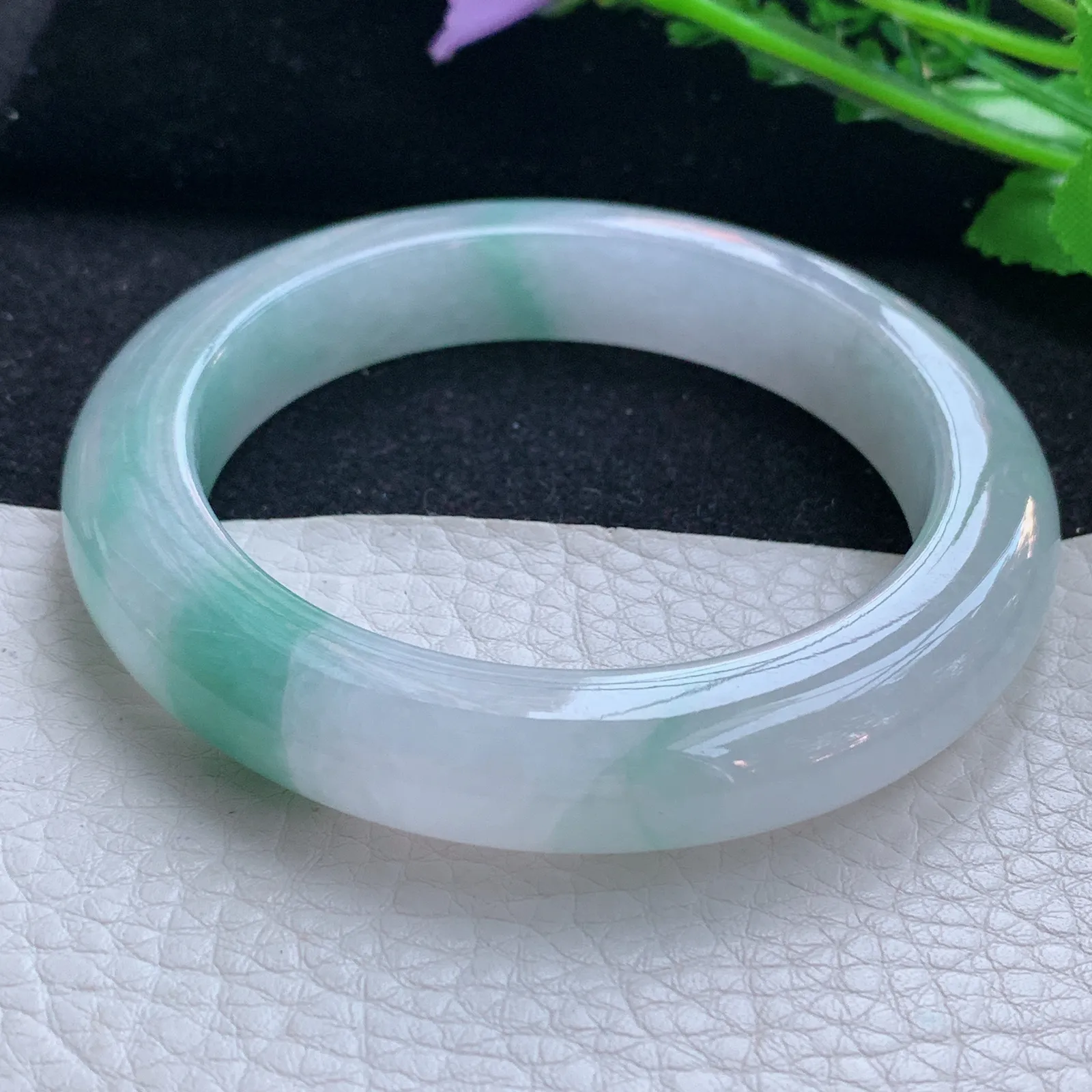 xc自然光56.5*11.5*9.8平安镯 缅甸翡翠a货玉手镯飘花厚装宽边玉手环