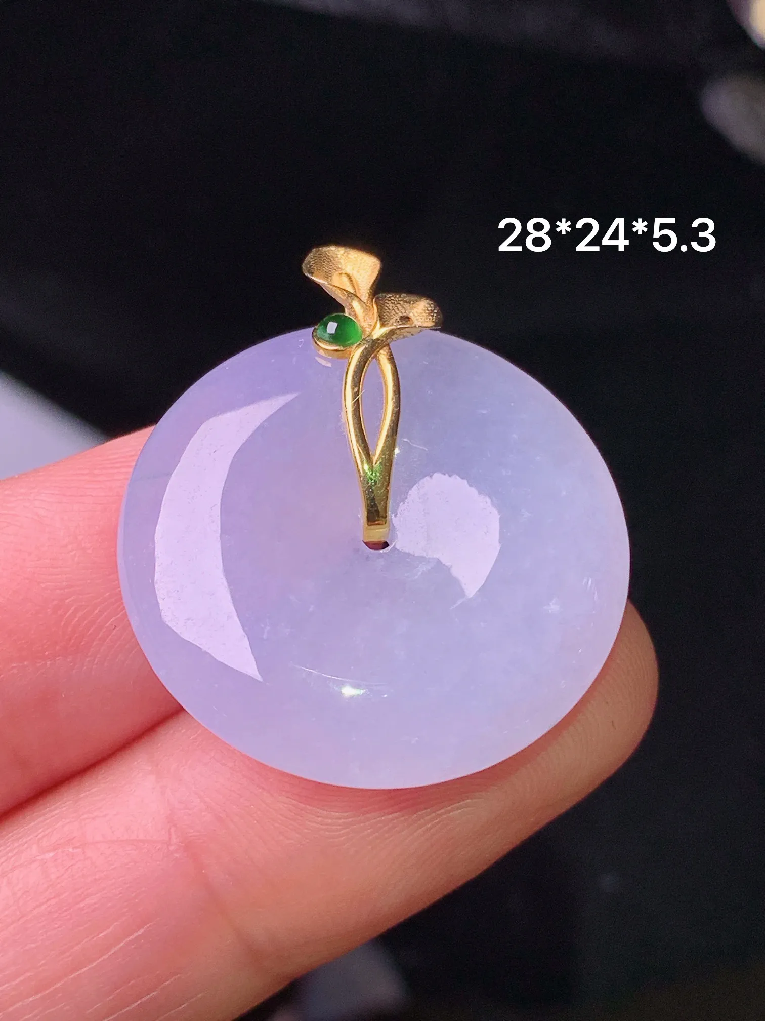 18k金镶嵌淡紫罗兰平安扣吊坠 玉质细腻 色泽清新艳丽 整体尺寸28*24*5.3